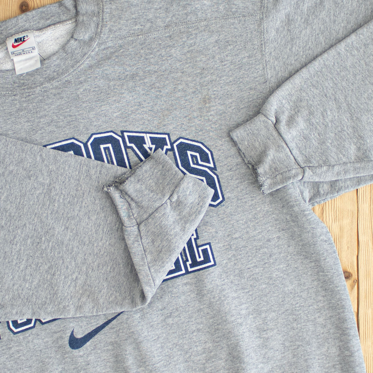 (M) Nike Dallas Cowboys NFL Vintage Sweatshirt Gray