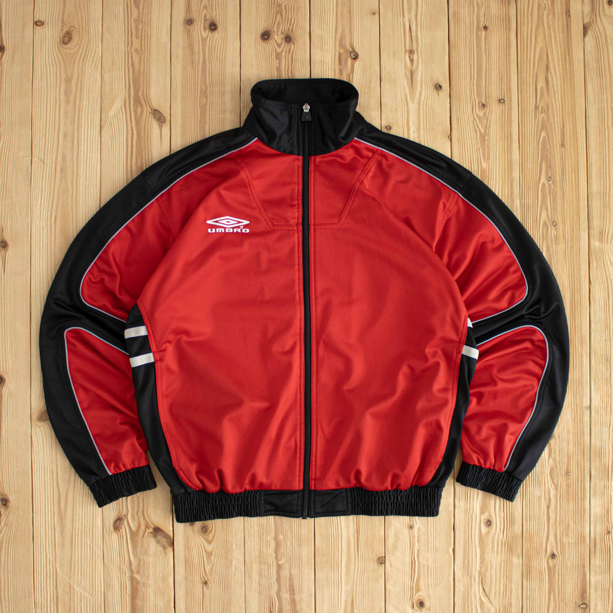 (M) Umbro Vintage Embroidered Full-Zip Sweatshirt Red