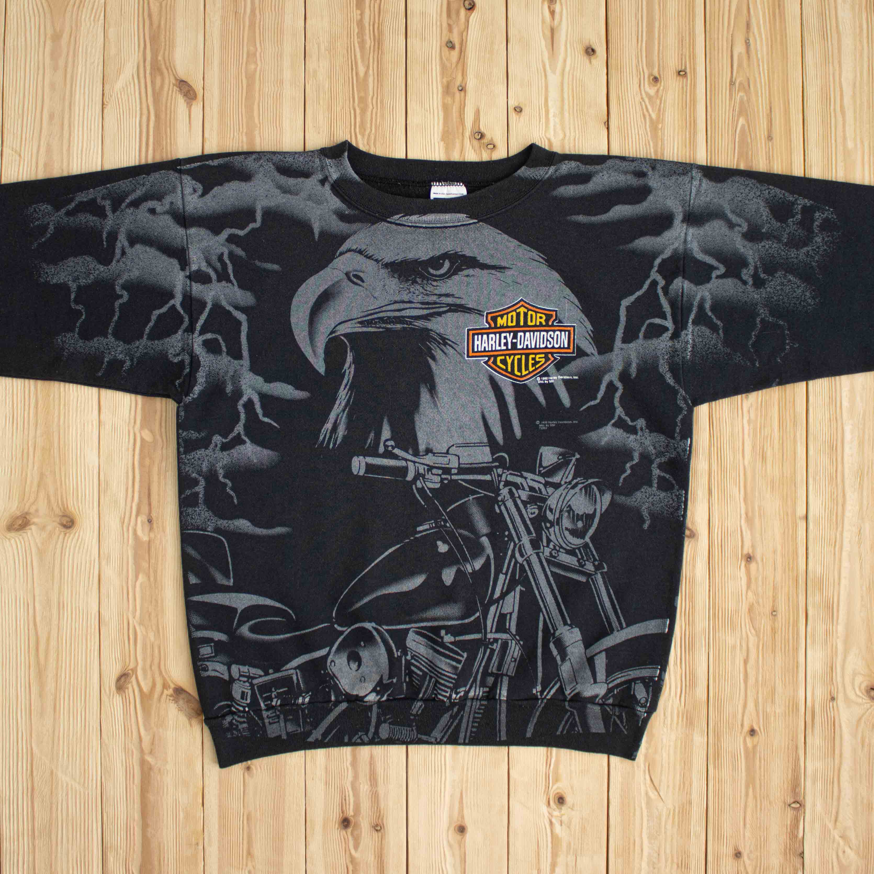(M/L) 1993 Harley Davidson All-Over Print Eagle Sweatshirt