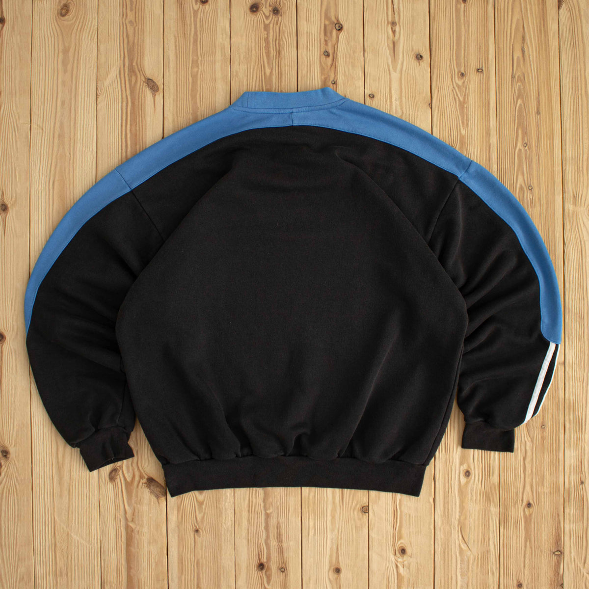 (M/L) Adidas Logo Vintage Embroidered Sweatshirt Black