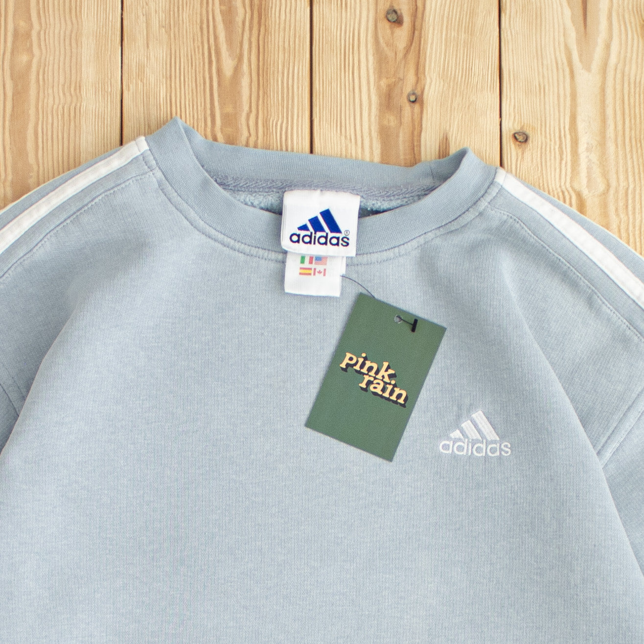 (M) Vintage Adidas Essential Embroidered Sweatshirt