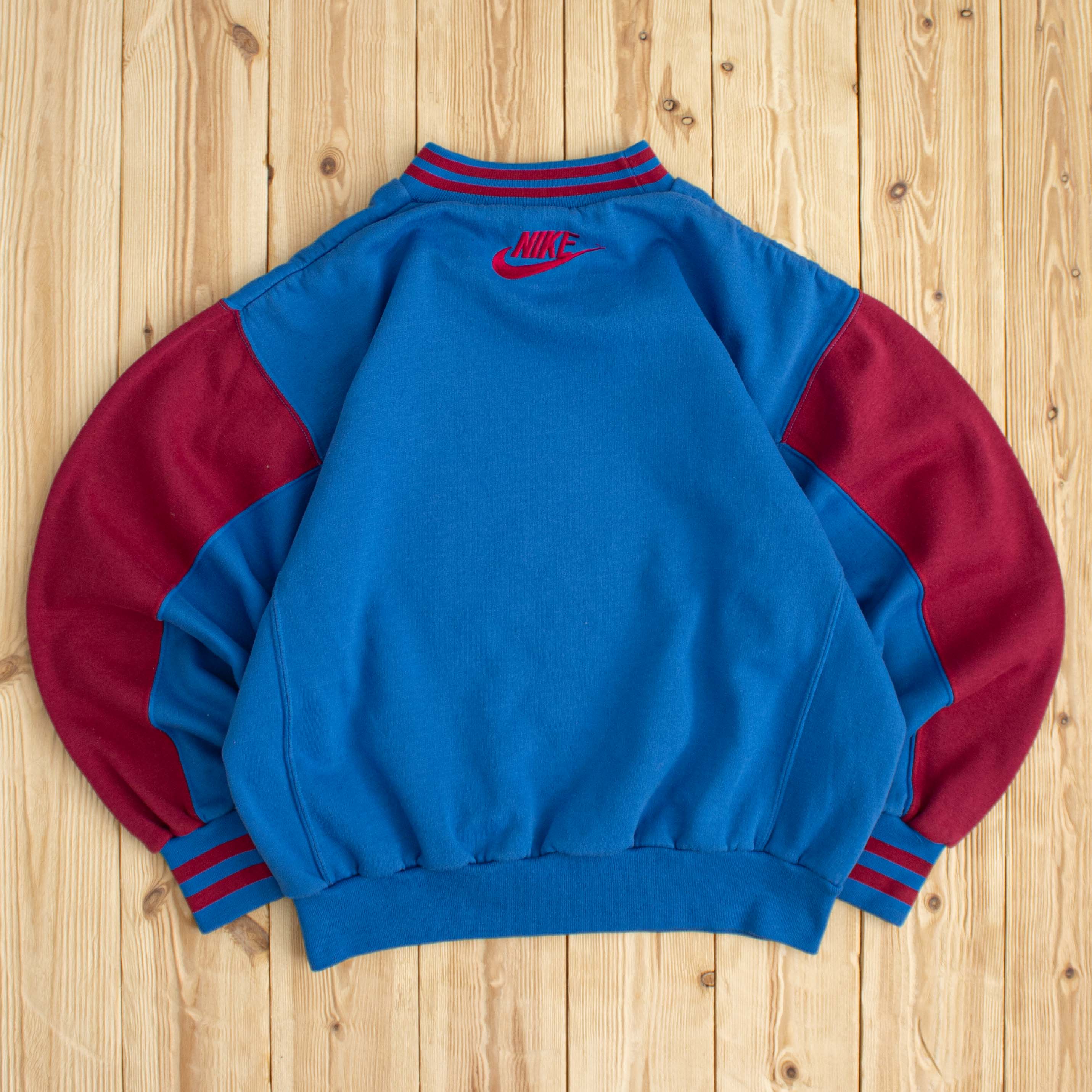 (S/M) Vintage Nike Force Embroidered Sweatshirt
