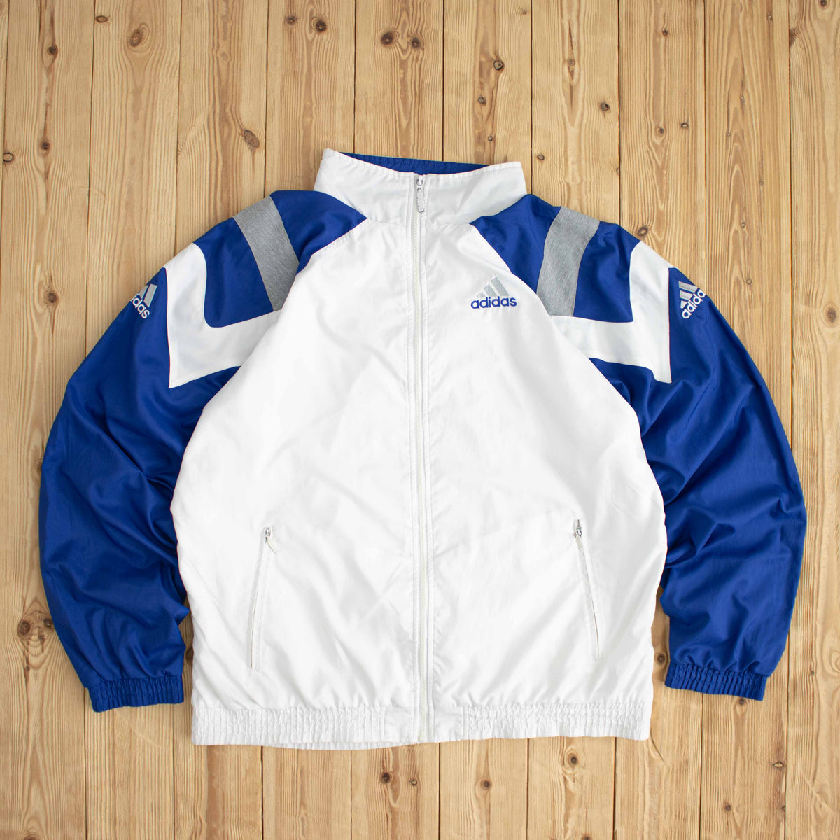 (XL) Adidas Vintage Essential Embroidered Jacket White Blue