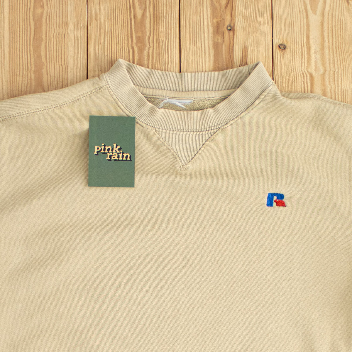 (S/M) Russell Athletic Vintage Embroidered Sweatshirt Beige