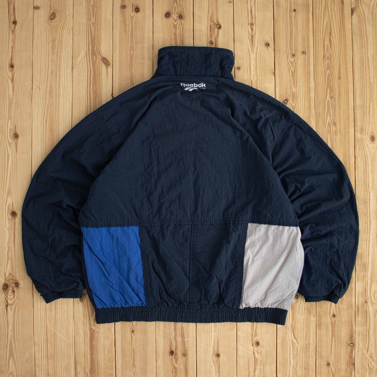 (L) Reebok Vintage Embroidered Jacket Blue