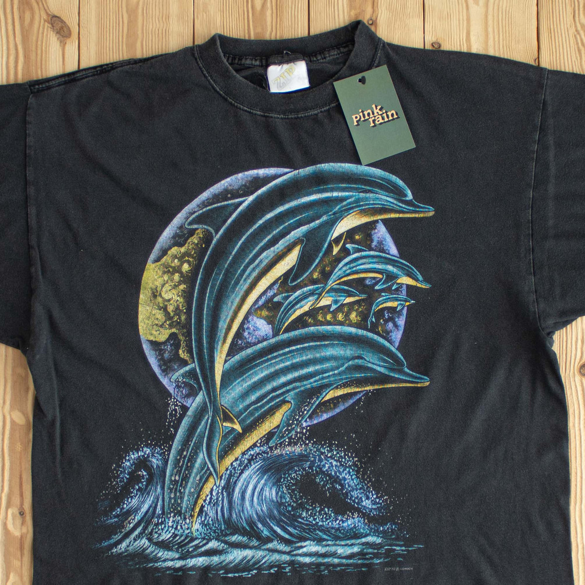 (M) Zip It London Dolphins Vintage T-Shirt Black