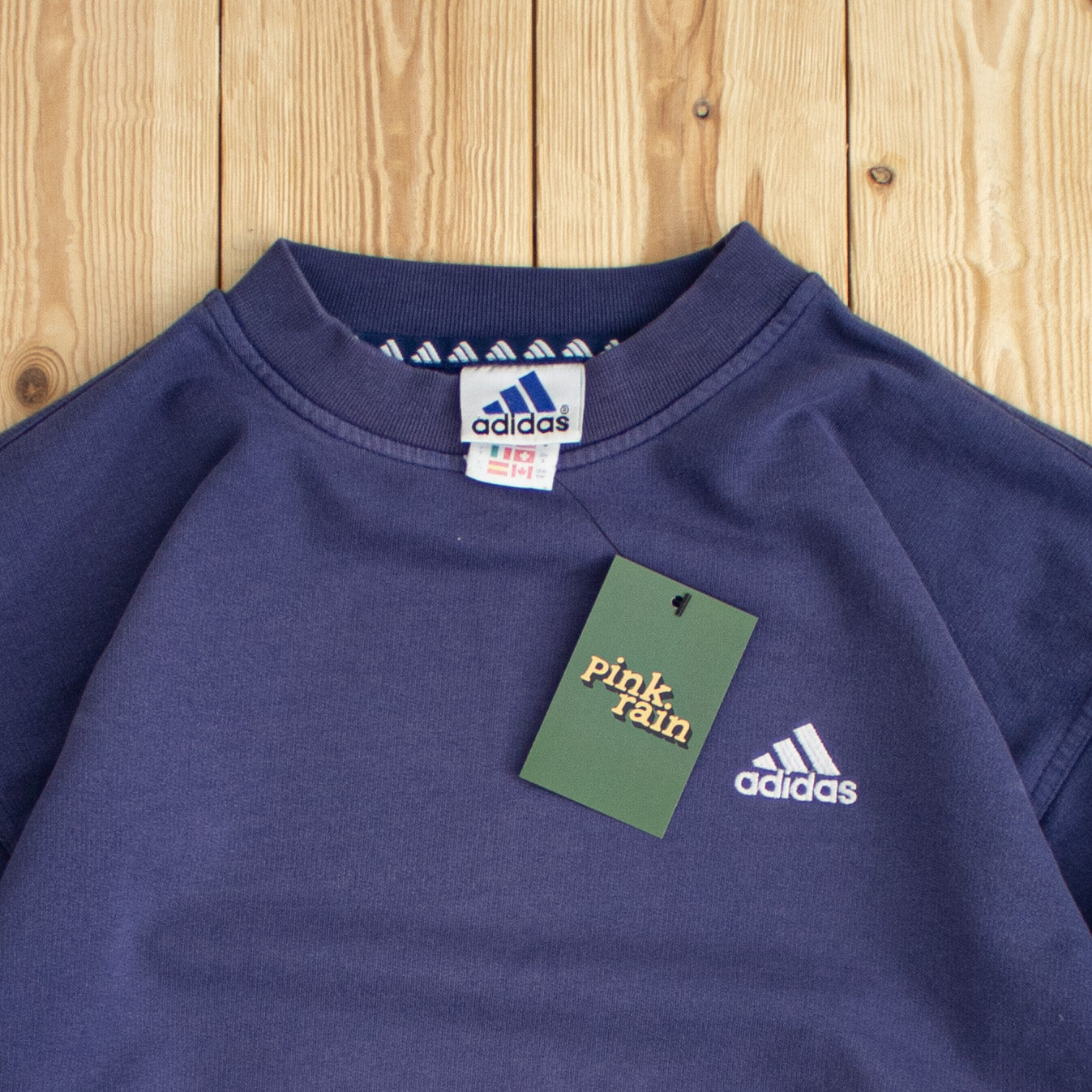 (M) Vintage Adidas Essential Embroidered Sweatshirt