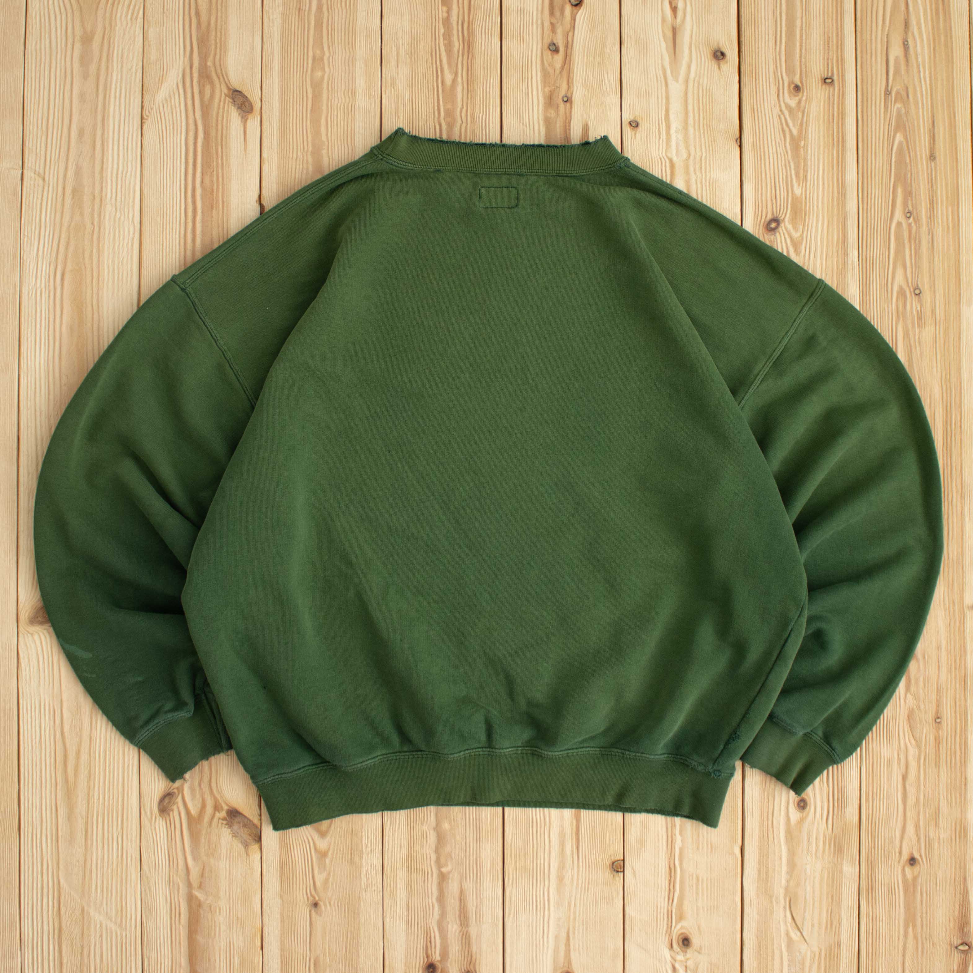 (M) Vintage Benetton Embroidered Sweatshirt