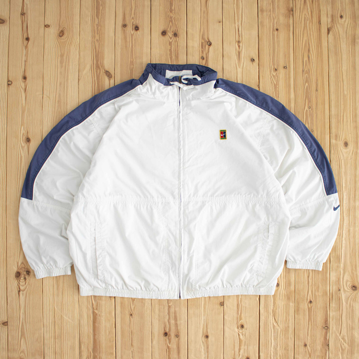 (XL) Nike Vintage Essential Embroidered Jacket White