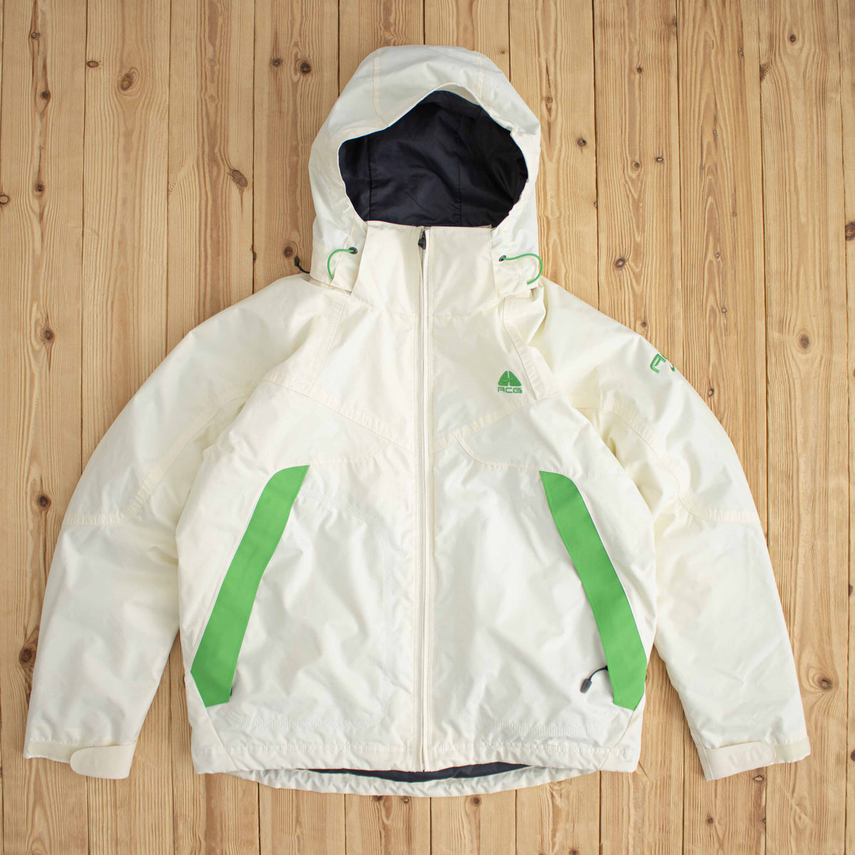 (M/L) Nike ACG Vintage Embroidered Semi-Puffer Jacket Beige