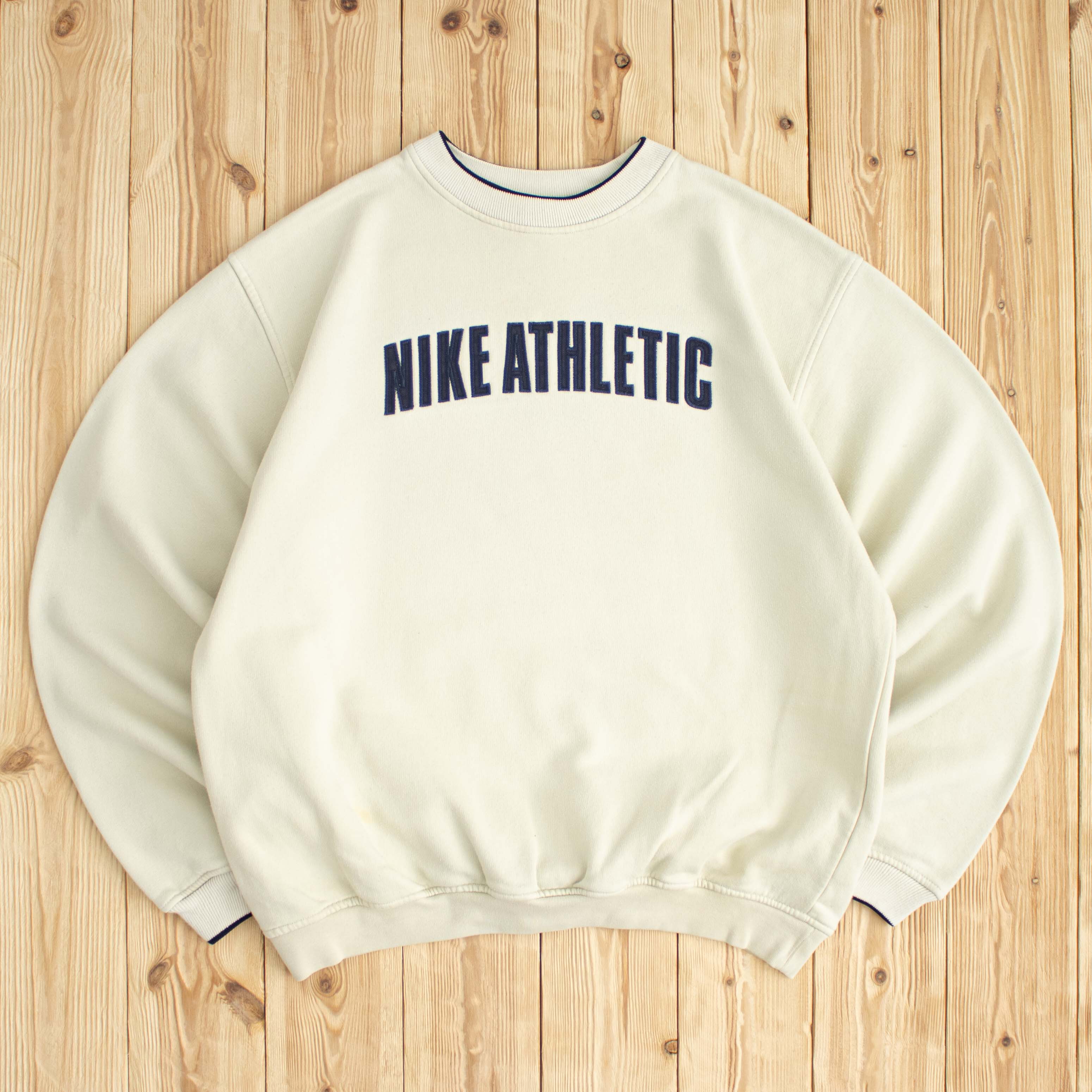 (M) Vintage Nike Athletic Embroidered Sweatshirt