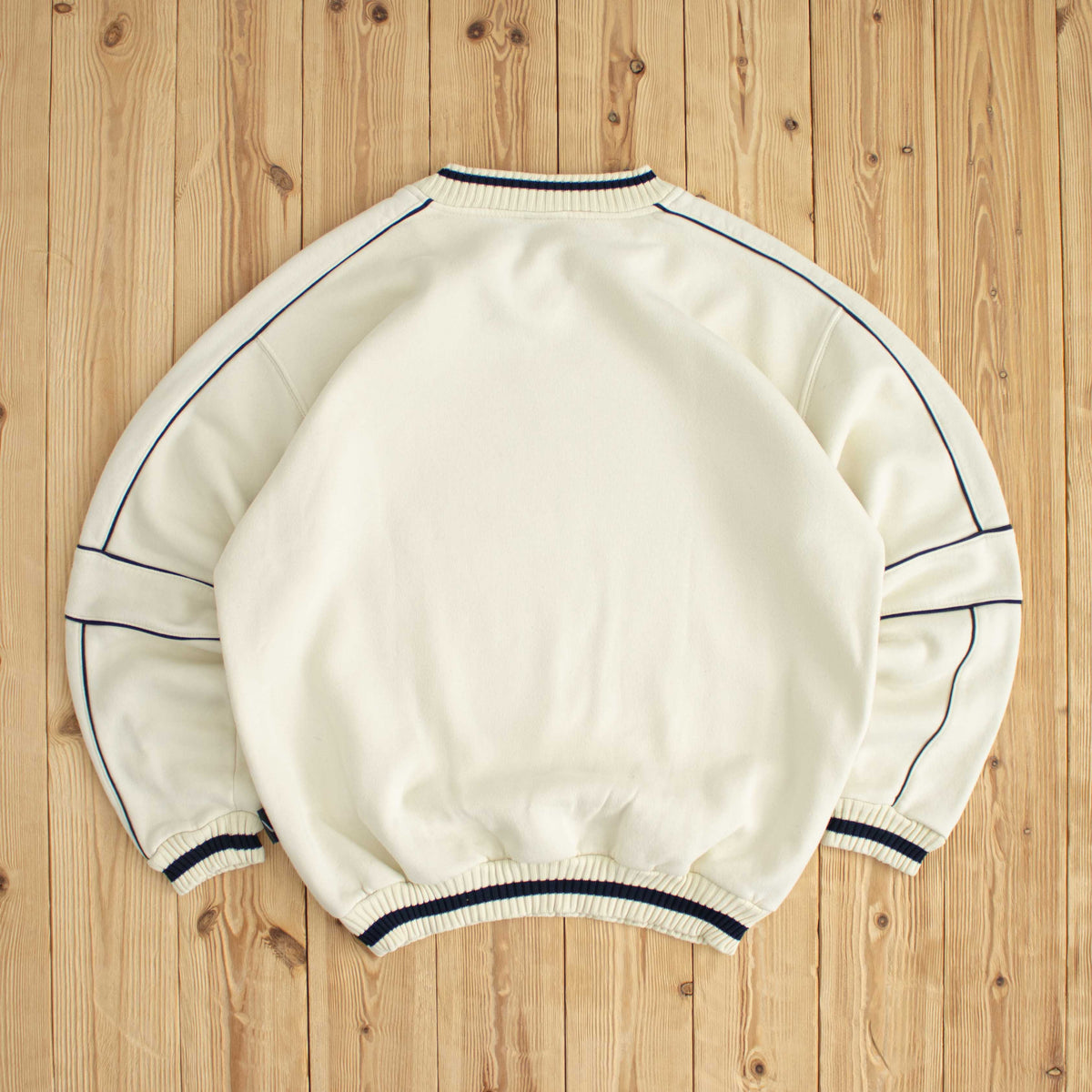 (M/L) Nike Vintage Essential Embroidered Sweatshirt Beige