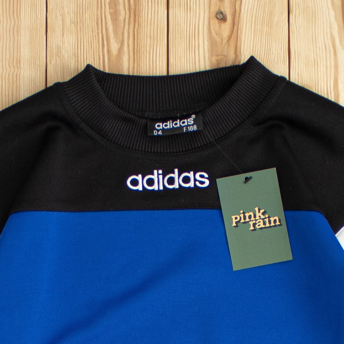 (M) Vintage Adidas Embroidered Sweatshirt