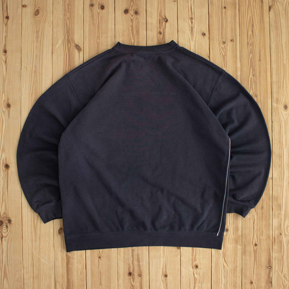 (L) Reebok Membership Vintage Embroidered Sweatshirt Blue