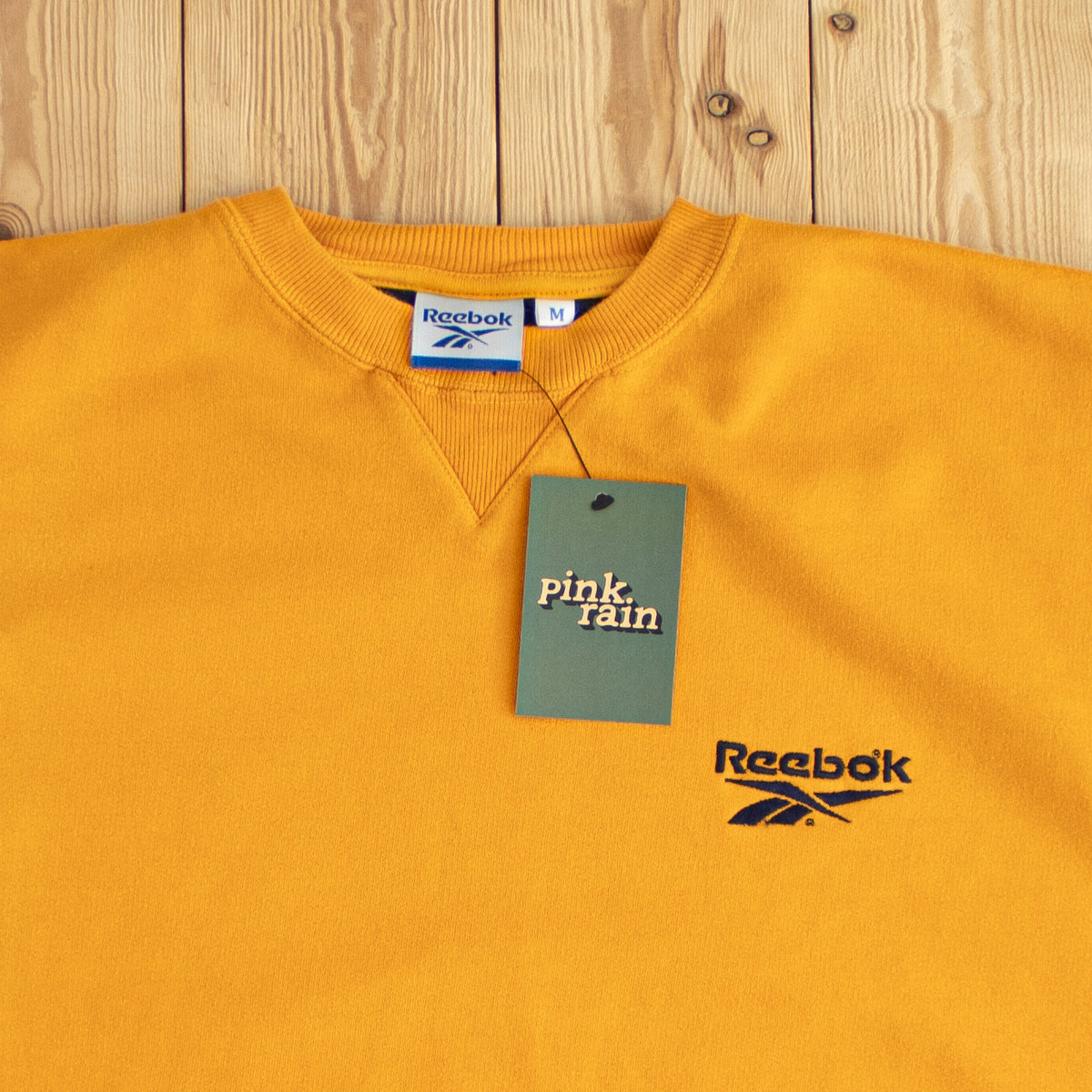 (M) Reebok Athletic Vintage Embroidered Sweatshirt Yellow