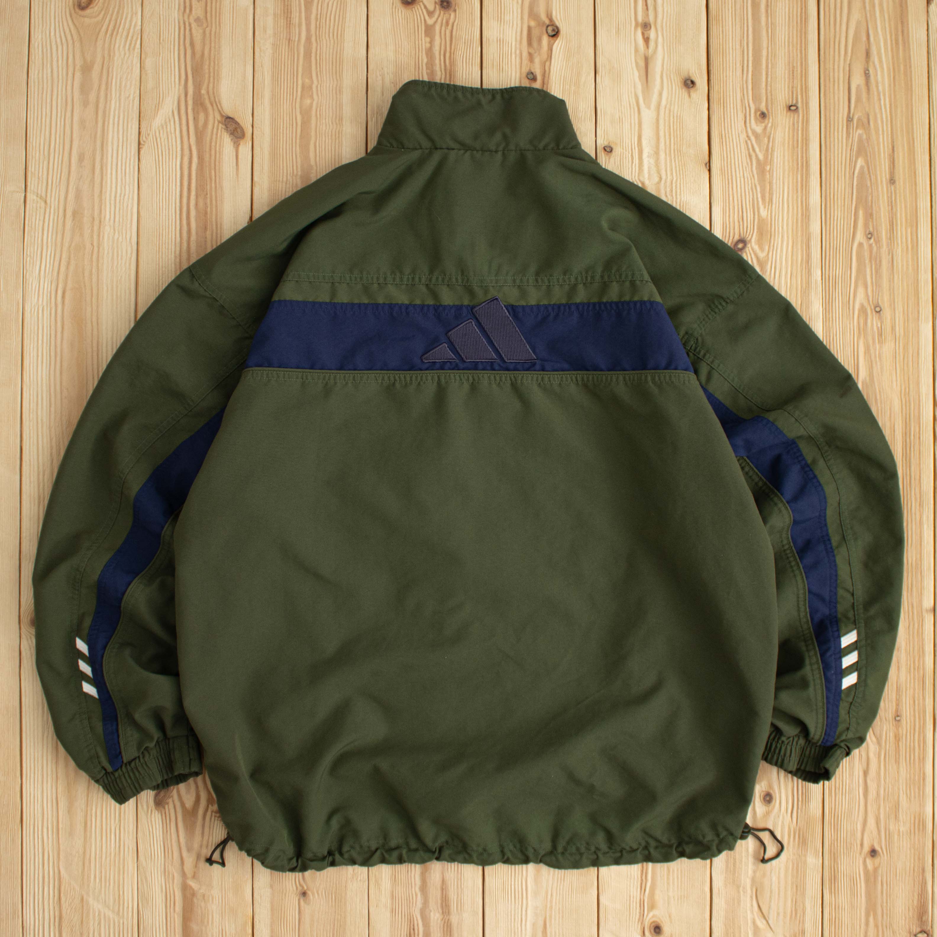 (L) Vintage Adidas Embroidered Jacket