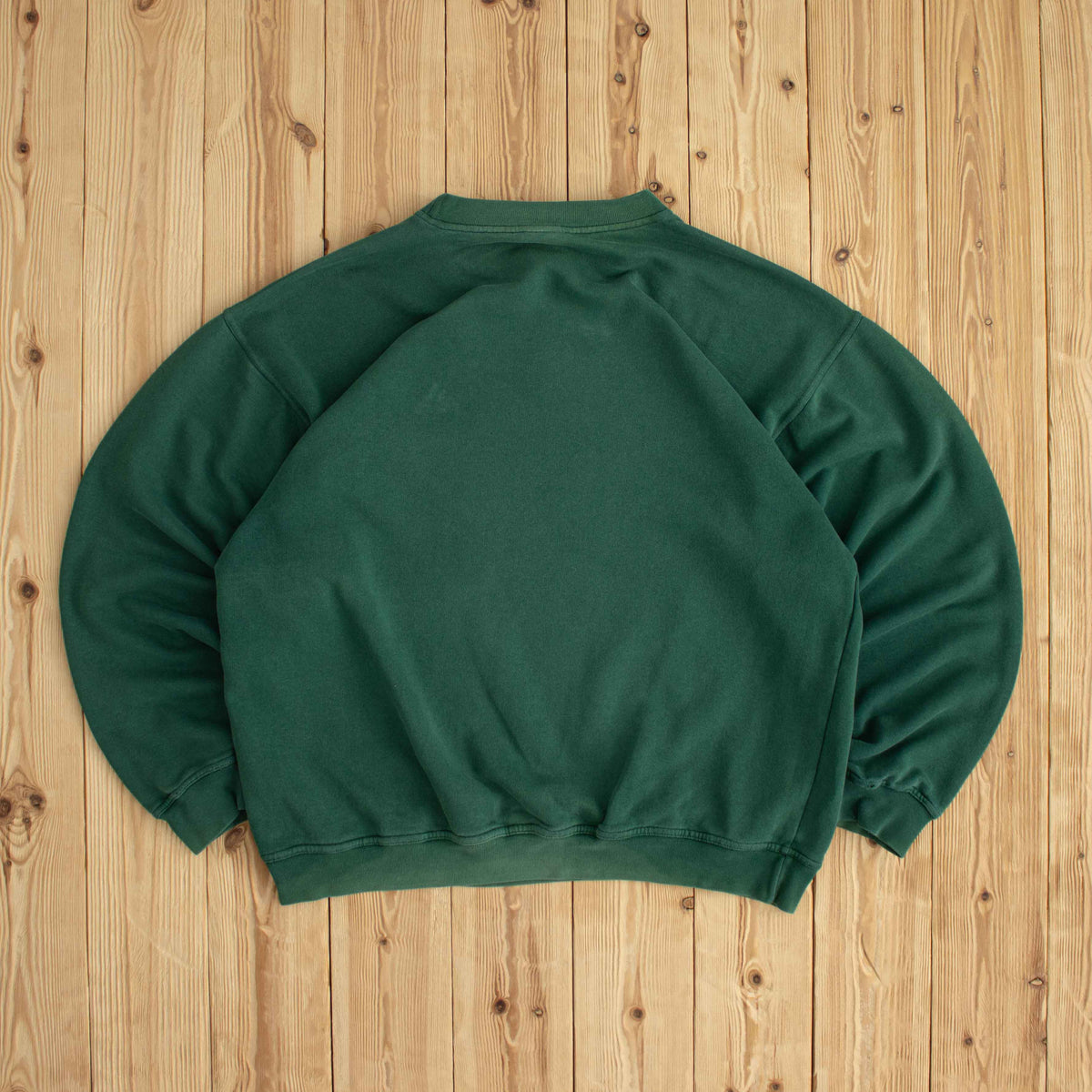 (M/L) Adidas Vintage Essential Embroidered Sweatshirt Green