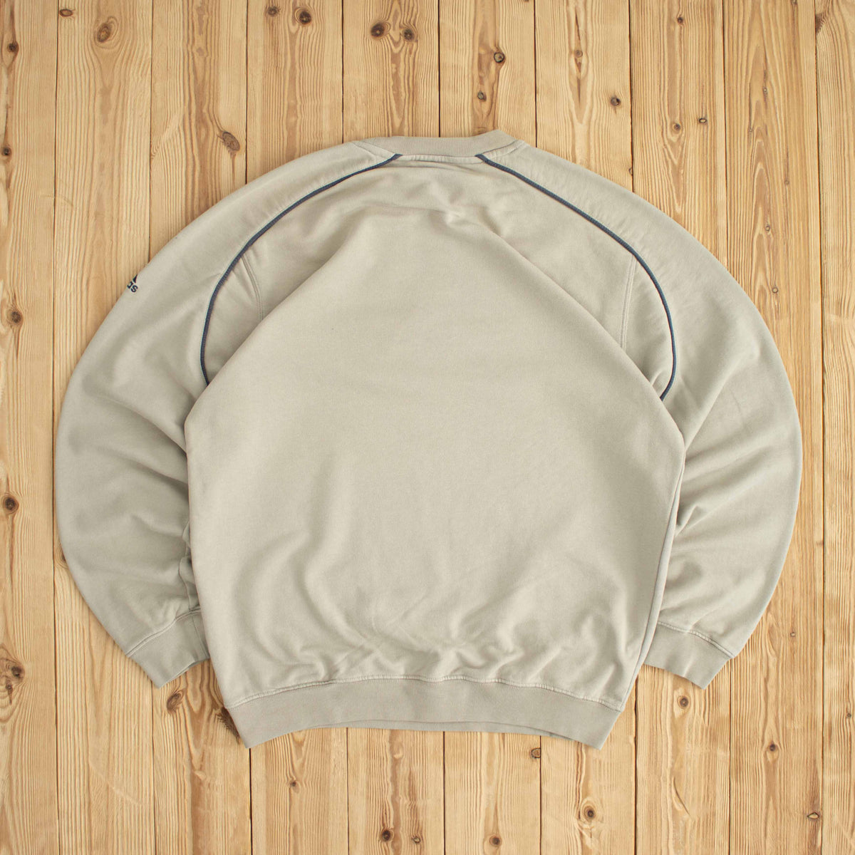 (M/L) Adidas Logo Vintage Embroidered Sweatshirt Beige