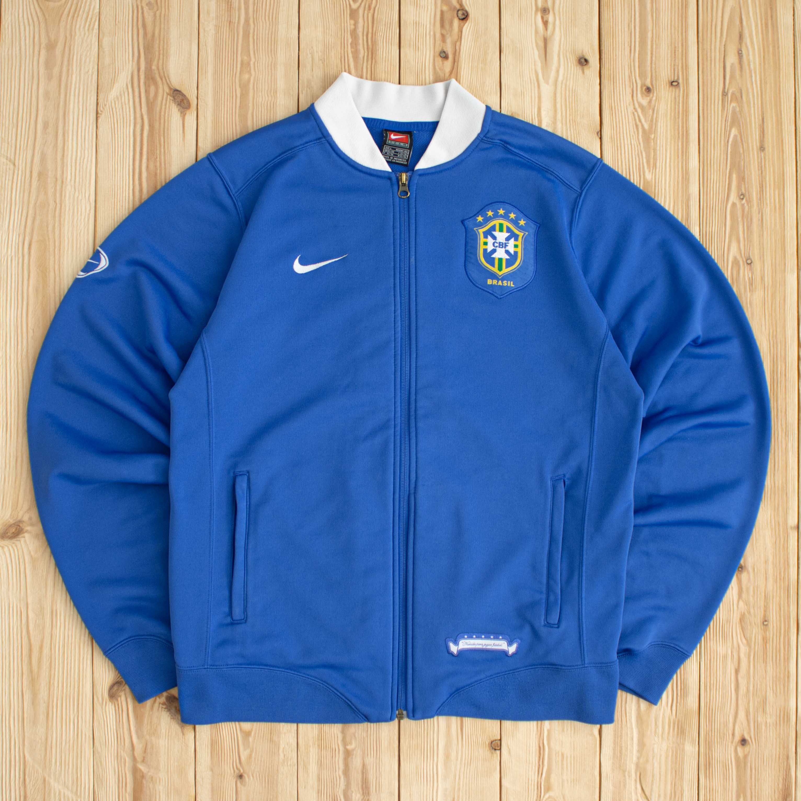 (M) Vintage Nike Brasil Embroidered Full-Zip Sweatshirt
