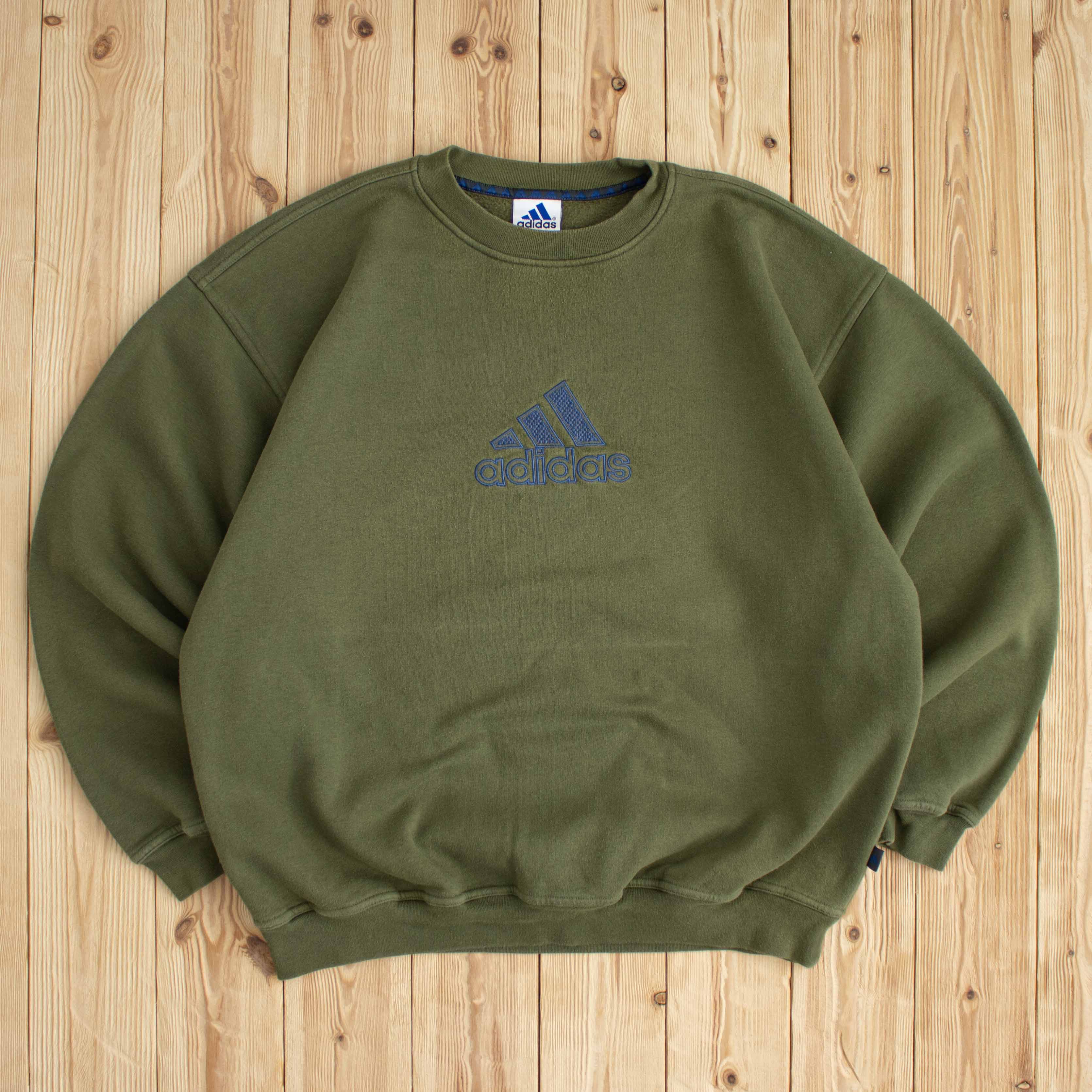 (L) Vintage Adidas Logo Embroidered Sweatshirt