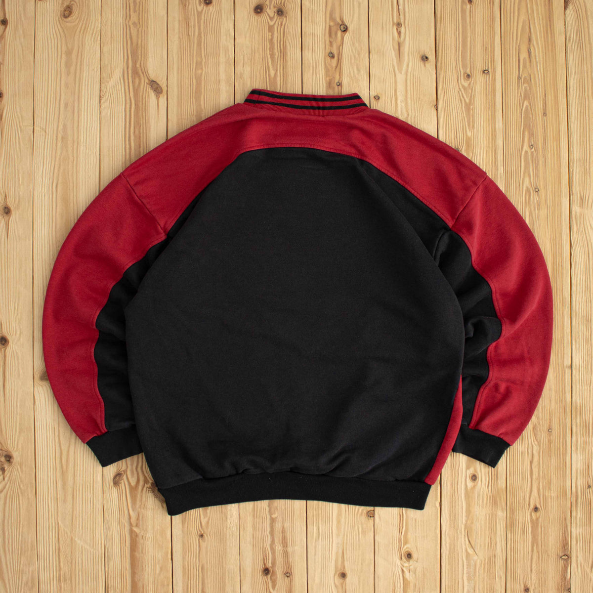 (M/L) Adidas Side Striped Vintage Embroidered Sweatshirt Red