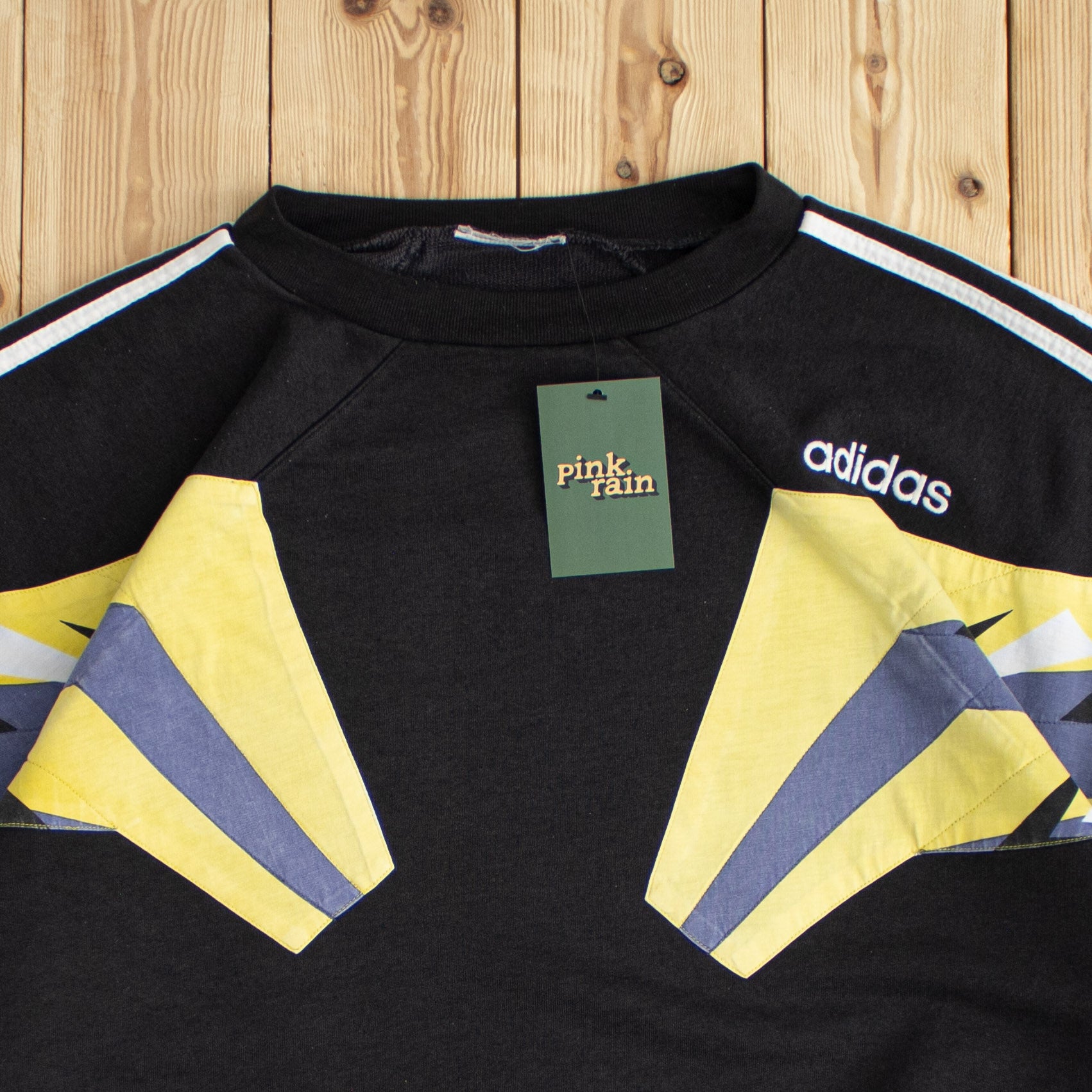 (L) Vintage Adidas Embroidered Sweatshirt