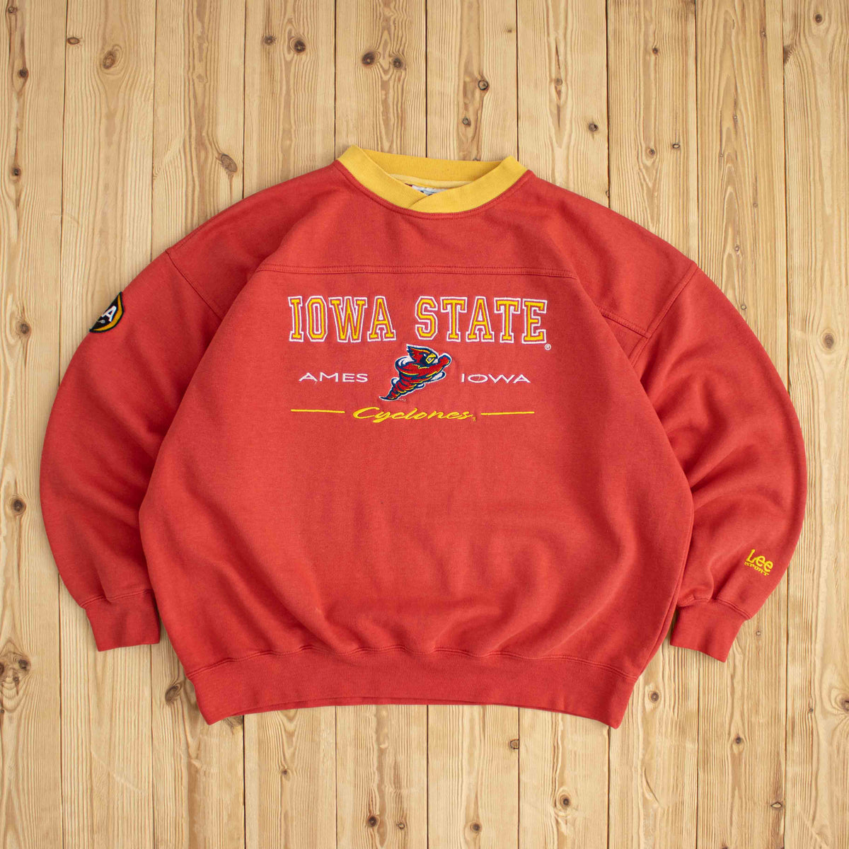 (L) Lee Iowa State Cyclones Vintage Embroidered Sweatshirt Red