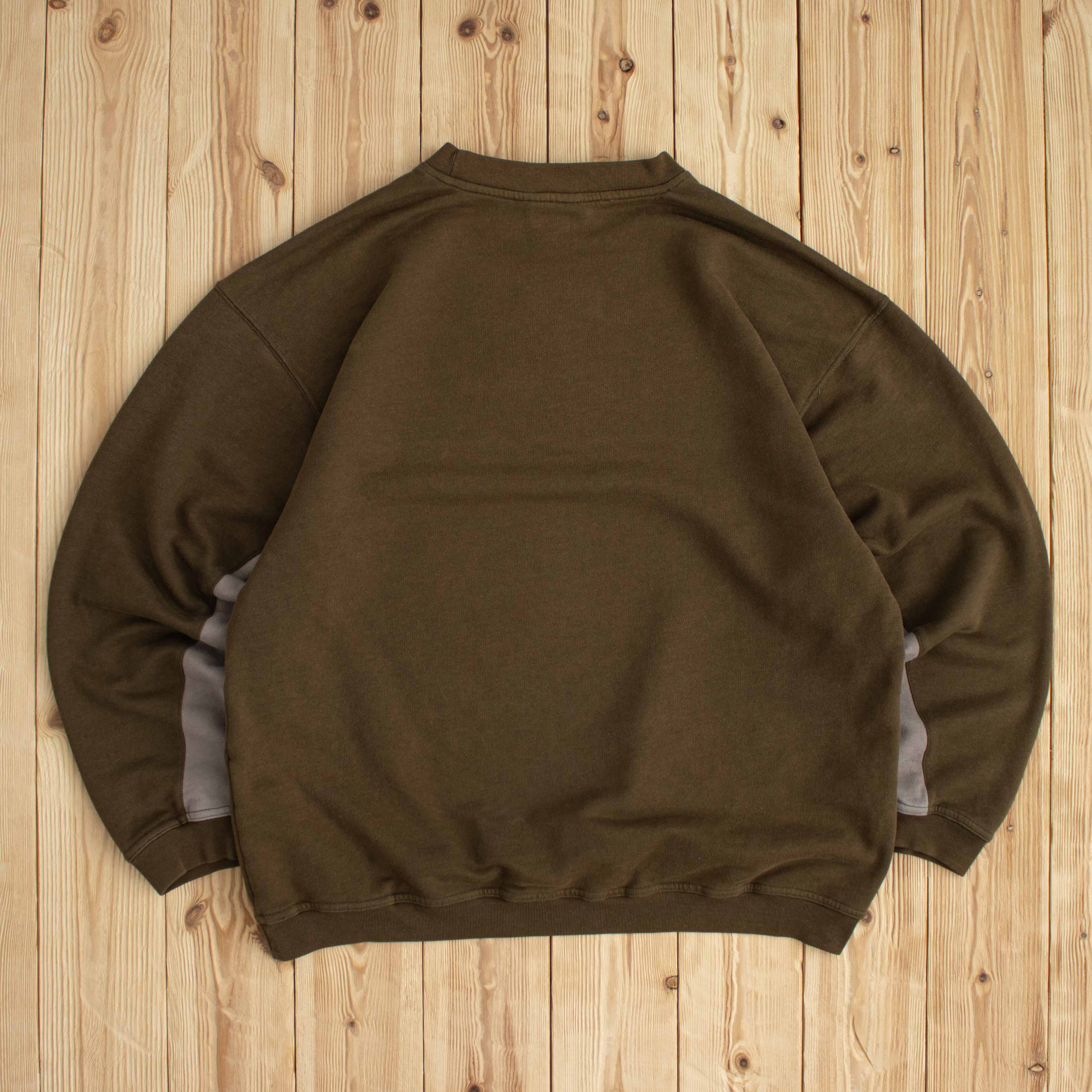 (M/L) Vintage Reebok Authentic Embroidered Sweatshirt