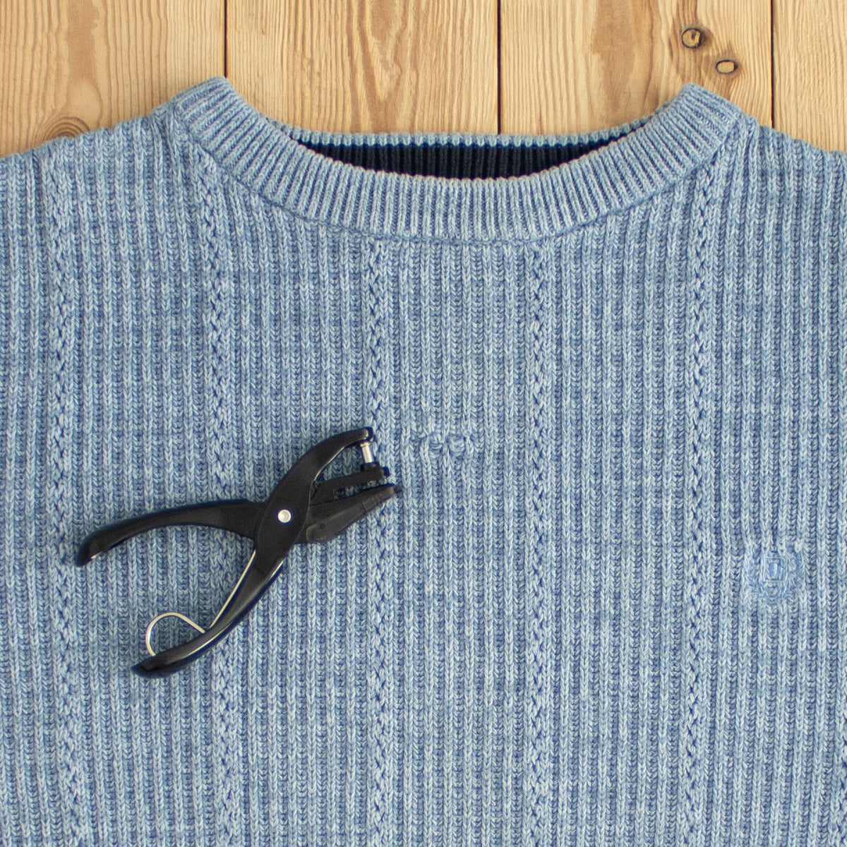 (M) Chaps Ralph Lauren Vintage Embroidered Sweatshirt Blue