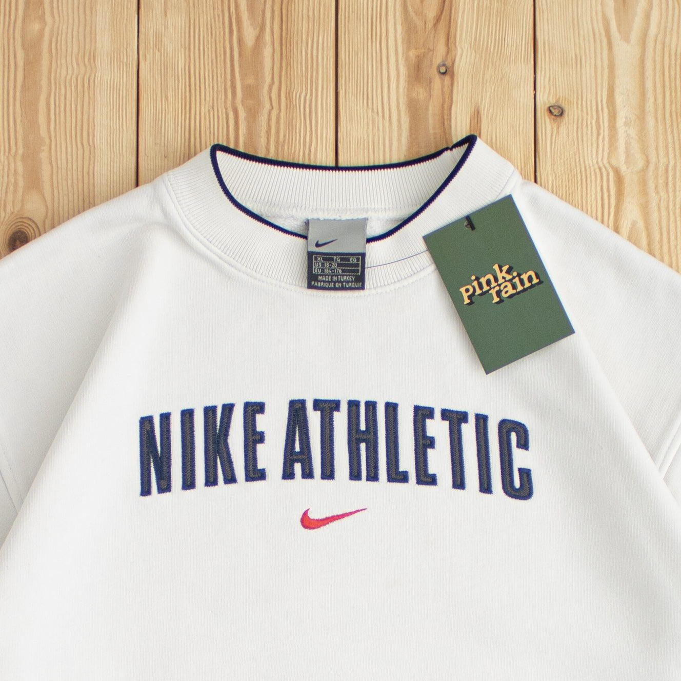 (S) Vintage Nike Athletic Embroidered Sweatshirt