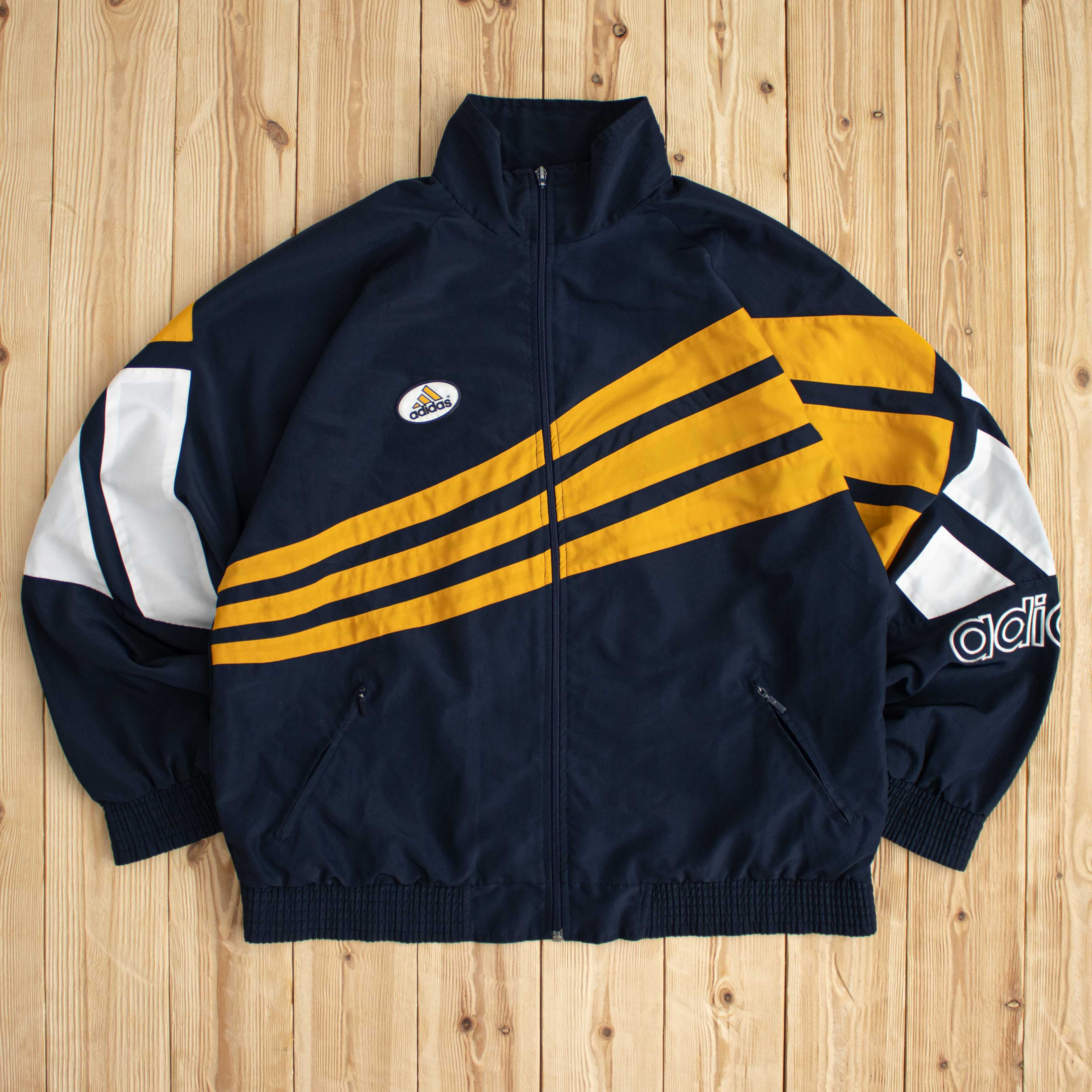 (L) Vintage Adidas Embroidered Jacket