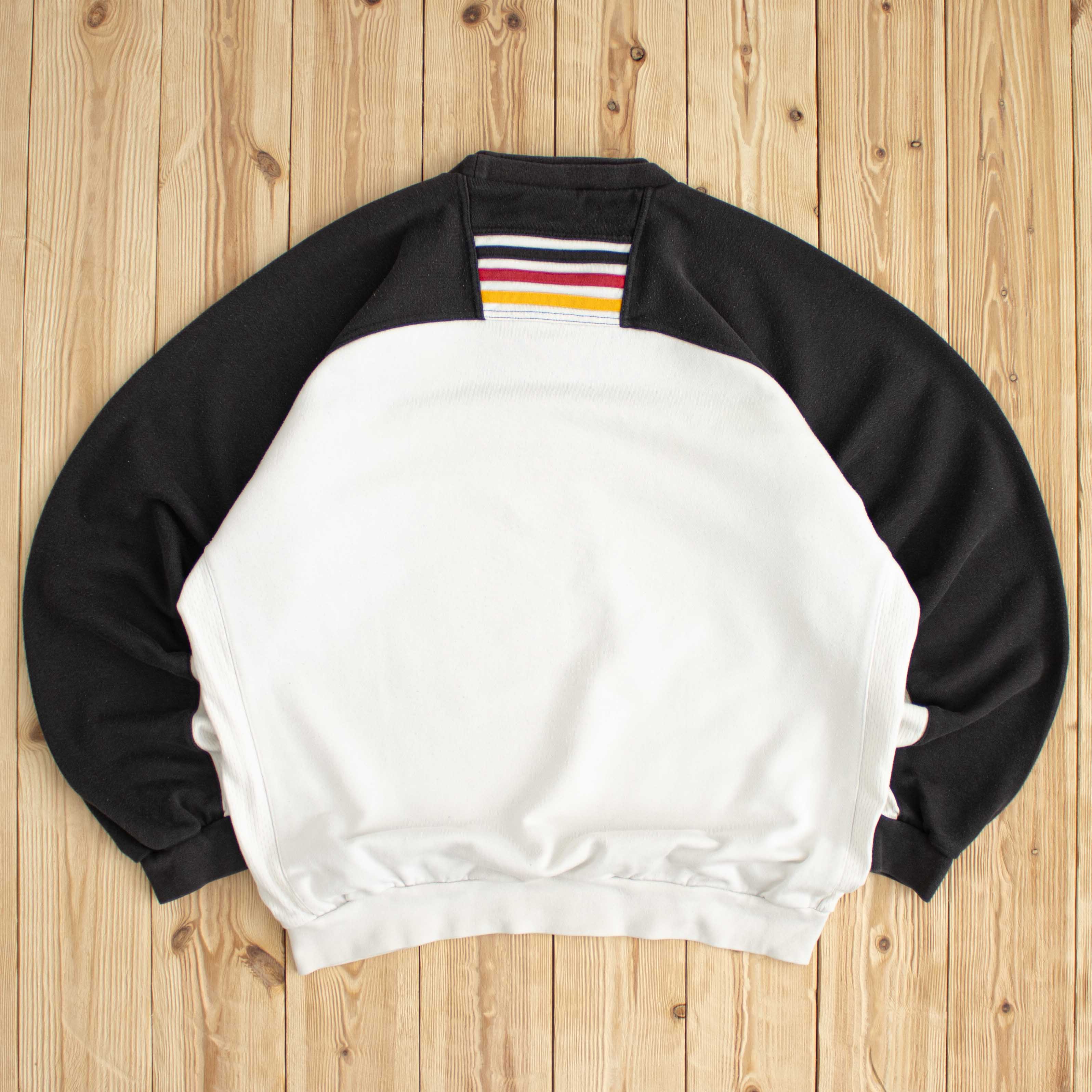 (L) Vintage Adidas Deutscher Fussball-Bund Embroidered Sweatshirt