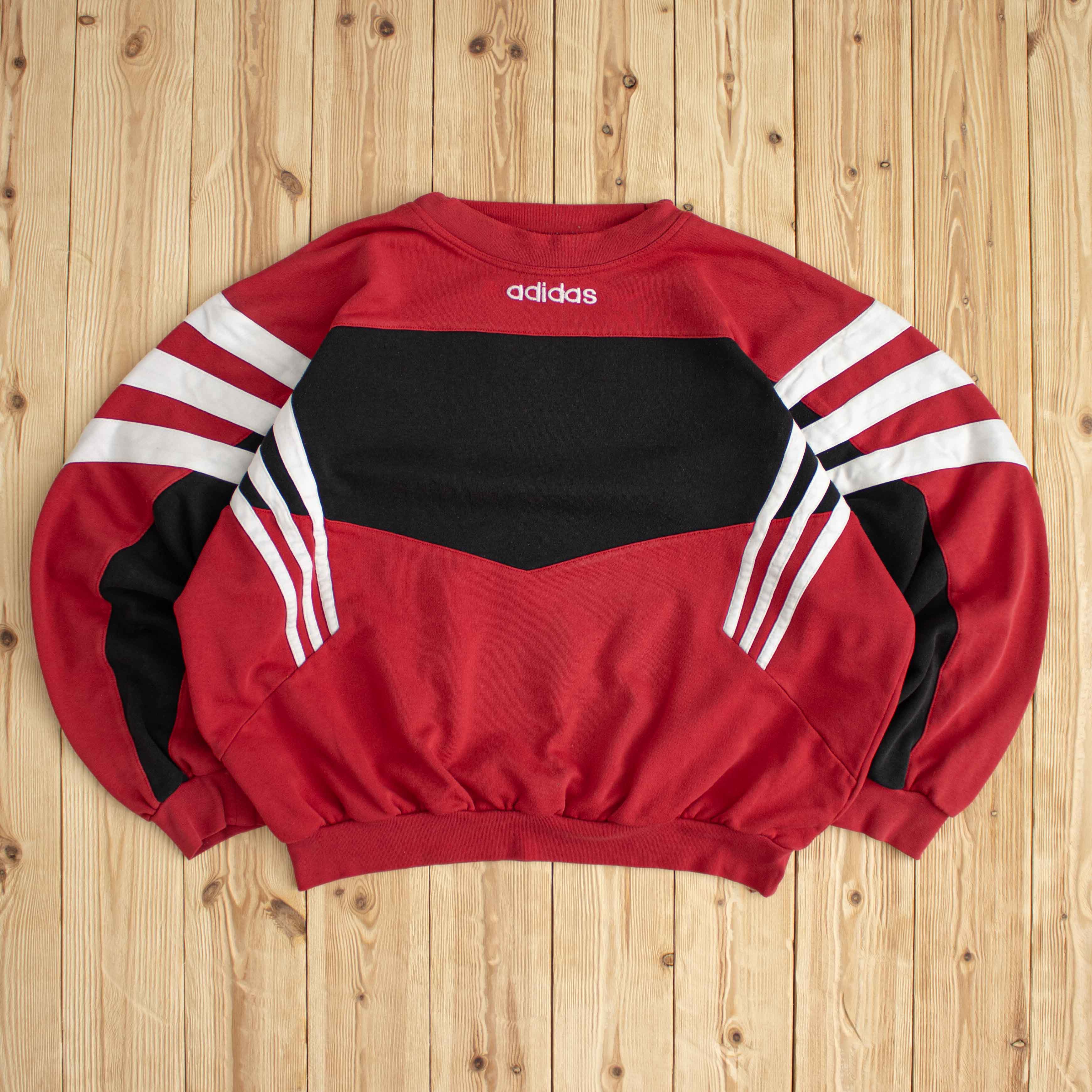 (L/XL) Vintage Adidas Embroidered Sweatshirt
