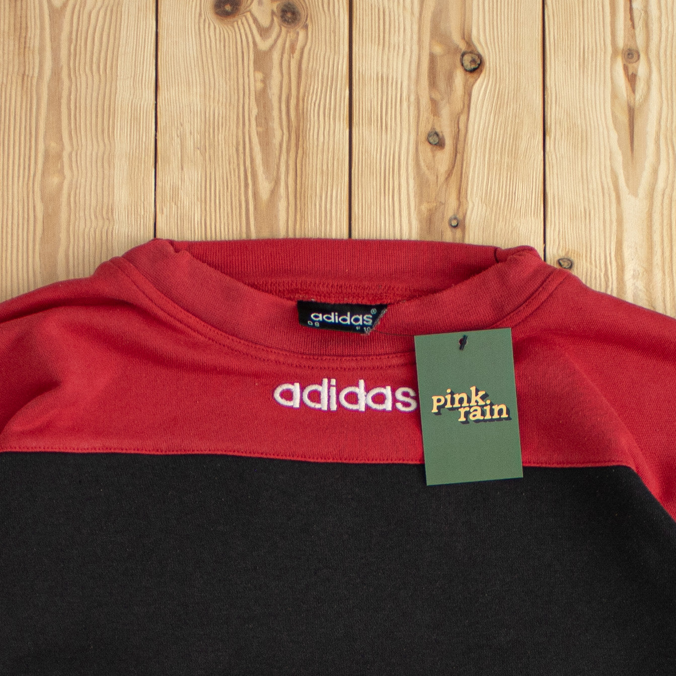 (L/XL) Vintage Adidas Embroidered Sweatshirt