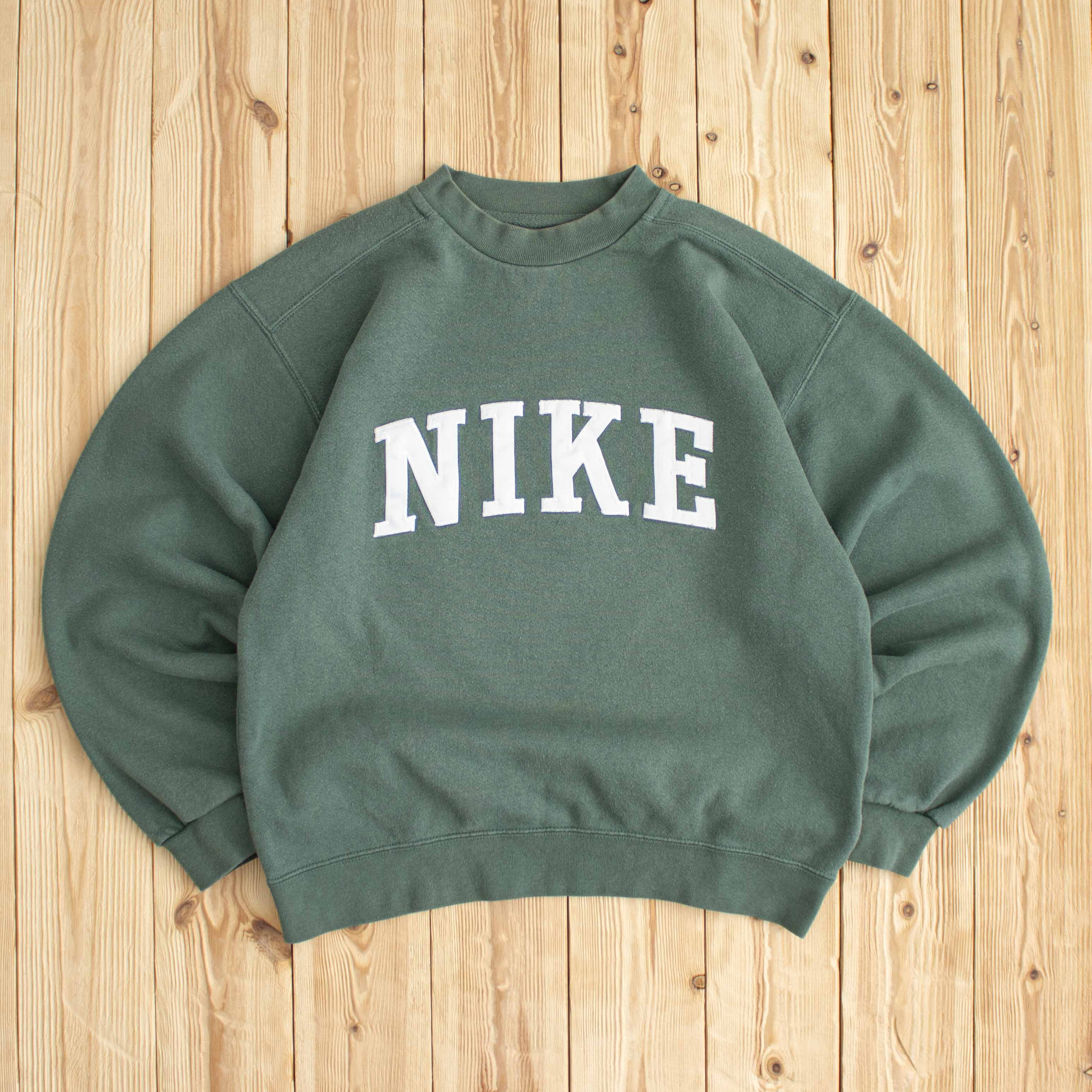(S) Vintage Nike Spell Out Embroidered Sweatshirt