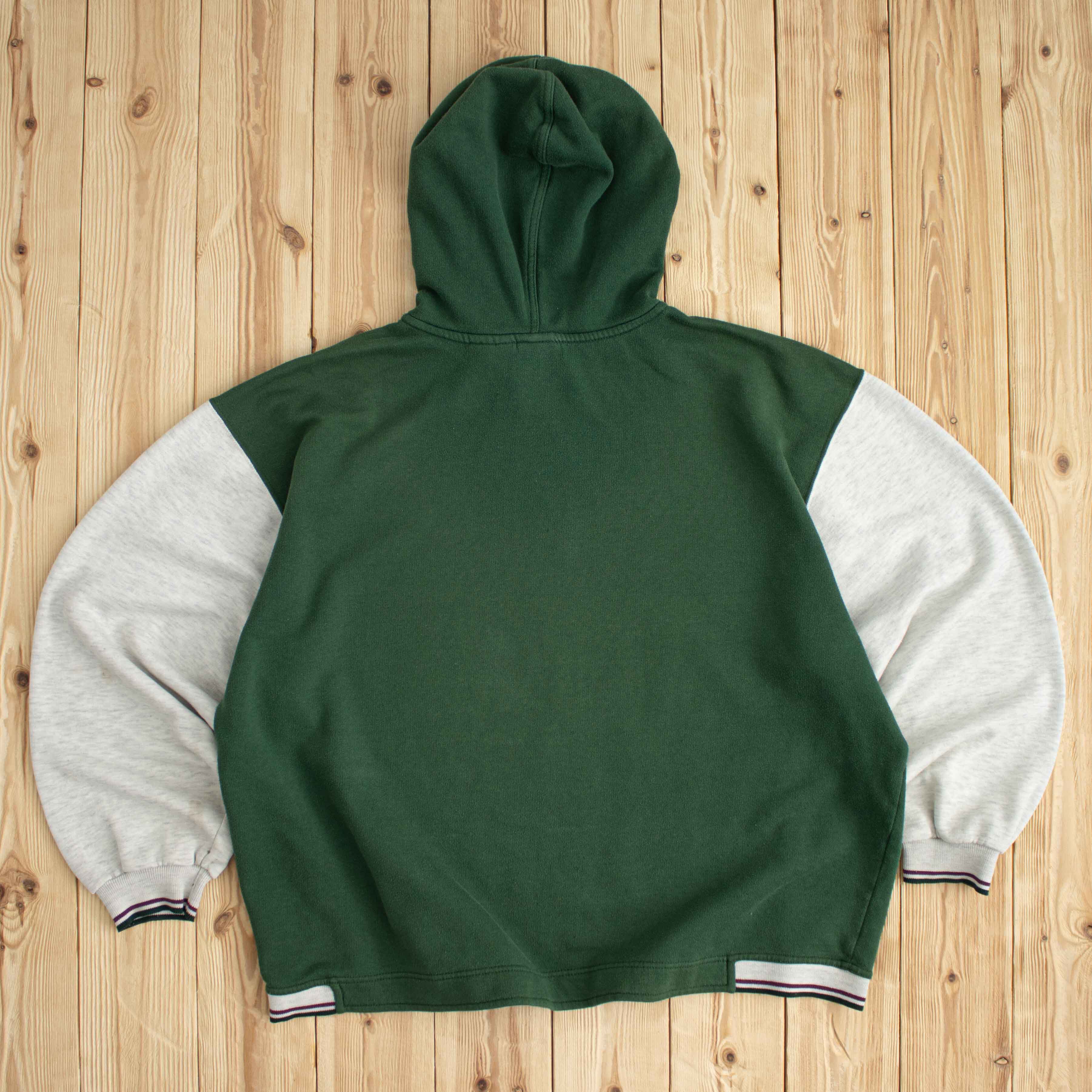 (L) Vintage Nike Oregon Embroidered Hoodie