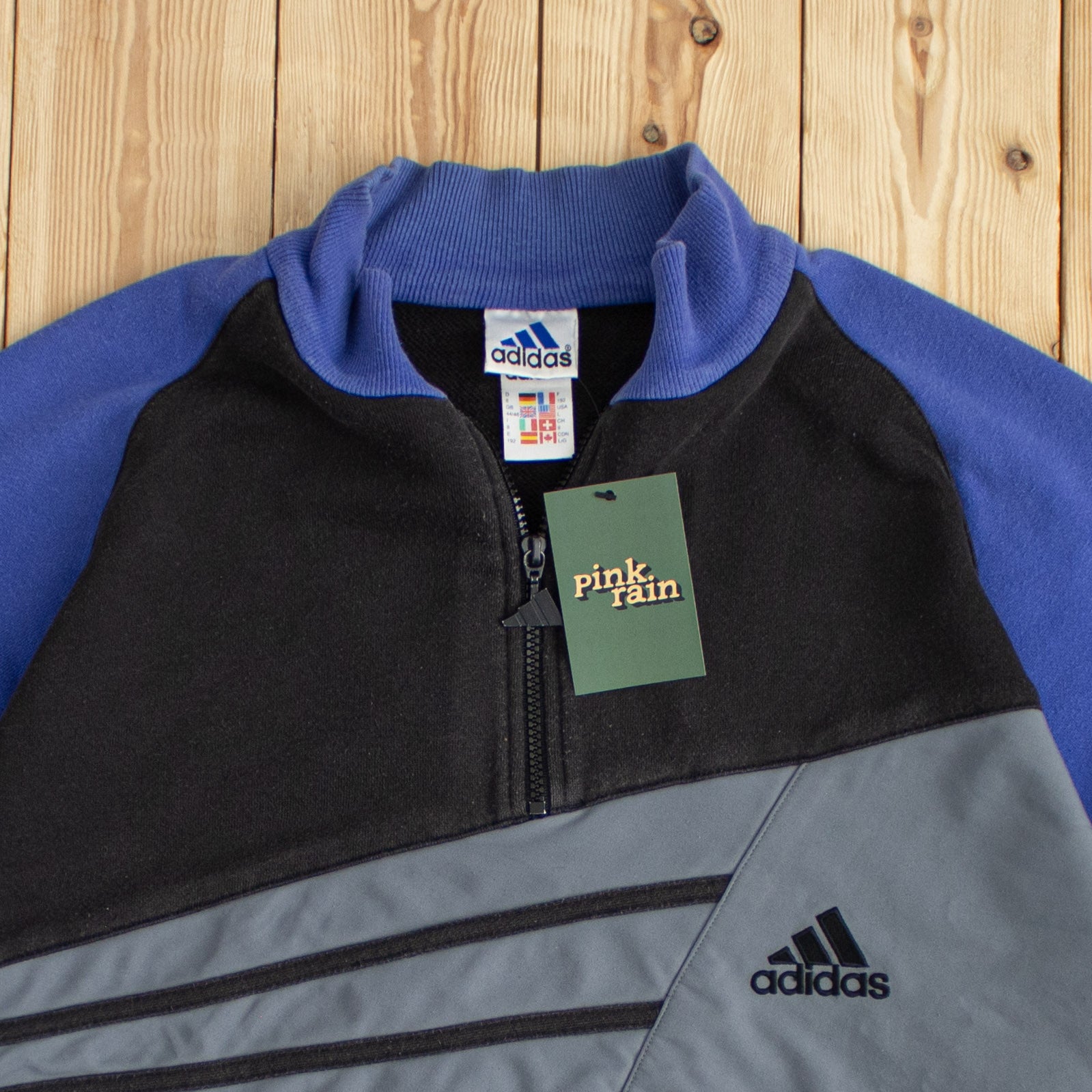 (L) Vintage Adidas Embroidered Quarter-Zip Sweatshirt