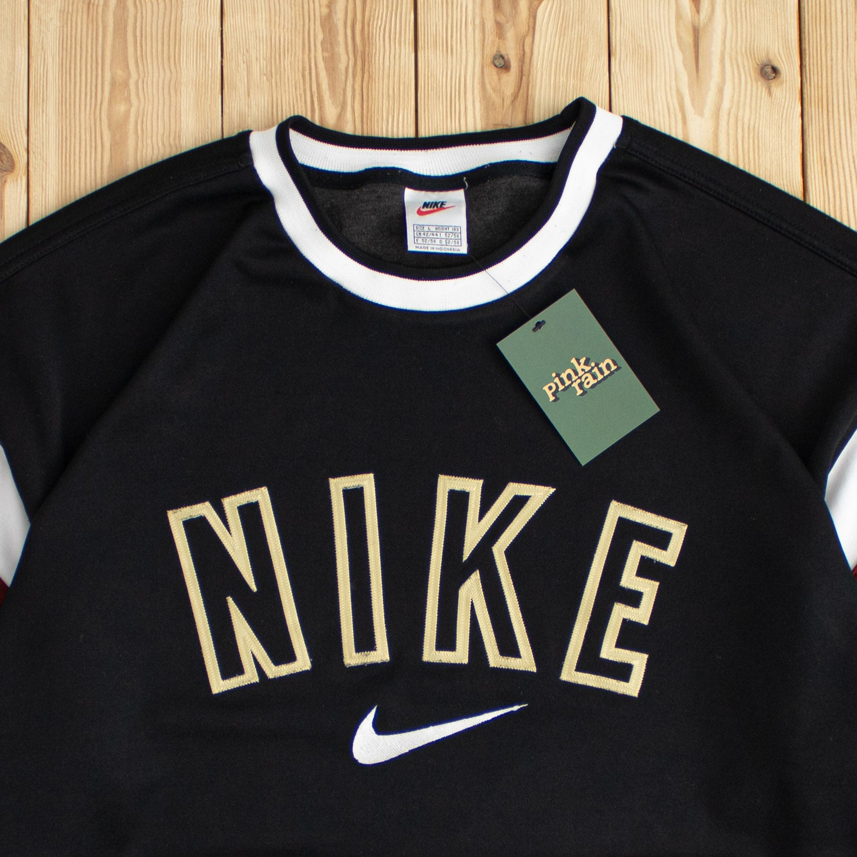 (L) Vintage Nike Spell Out Embroidered Sweatshirt