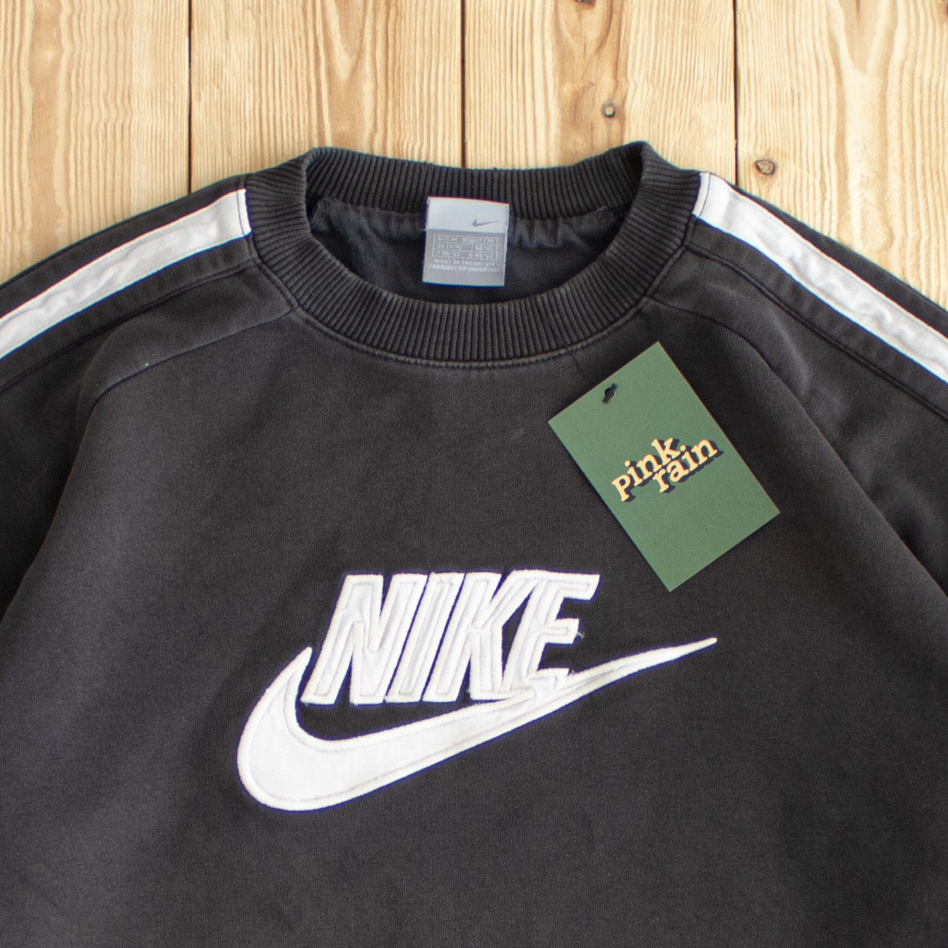(S) Vintage Nike Logo Embroidered Sweatshirt