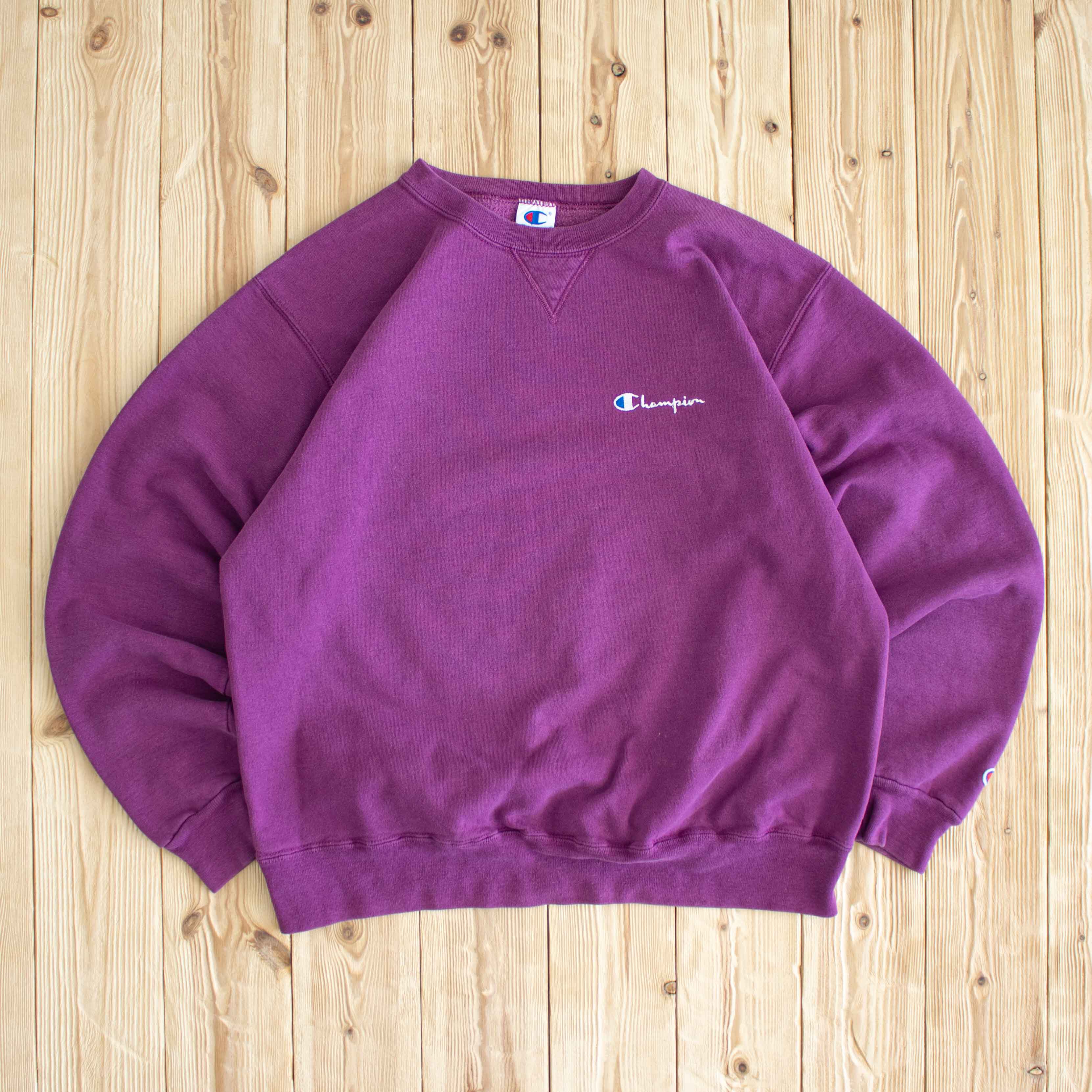 (M) Vintage Champion Essential Embroidered Sweatshirt