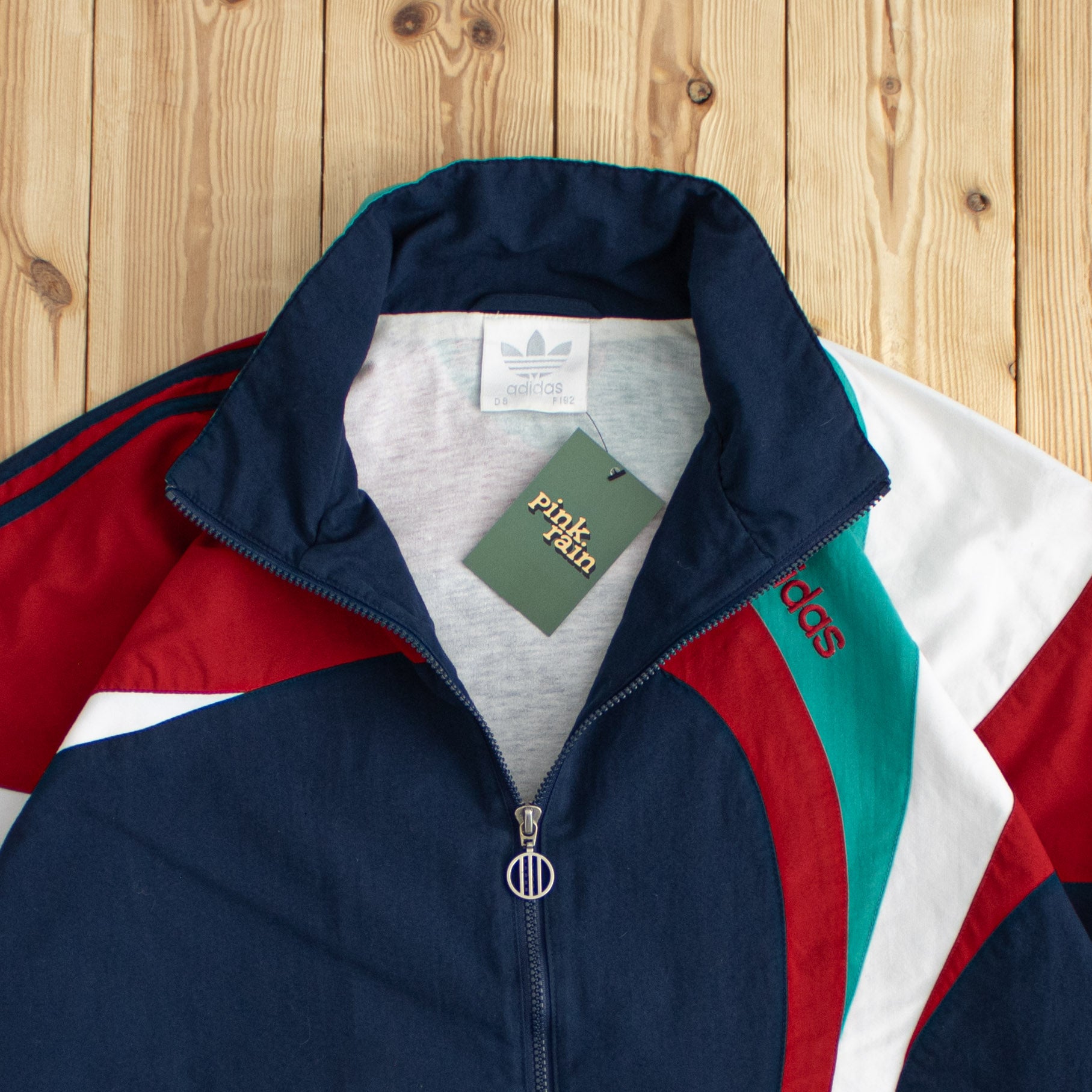 (L) Vintage Adidas Embroidered Jacket