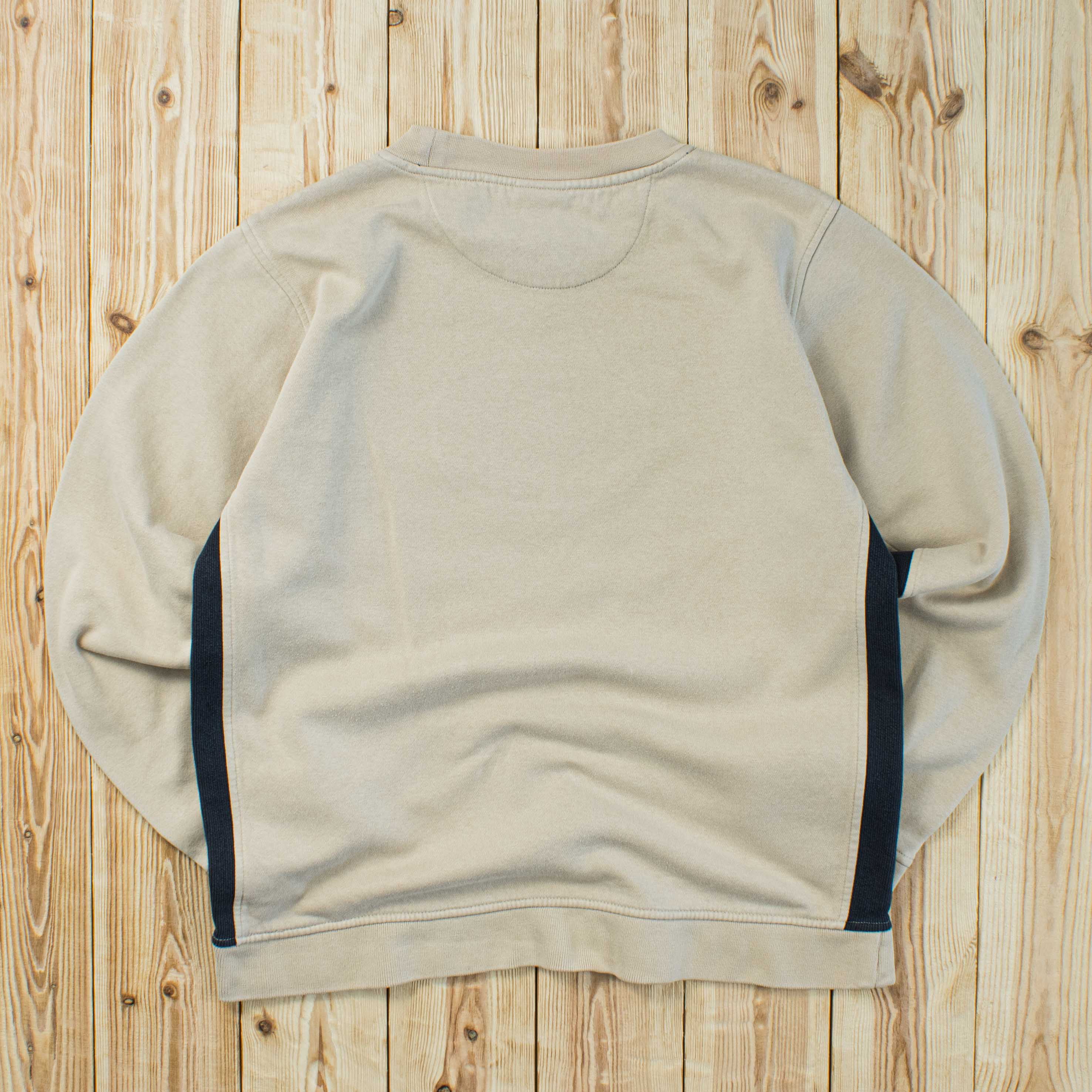 (S/M) Vintage Nike Spell Out Embroidered Sweatshirt