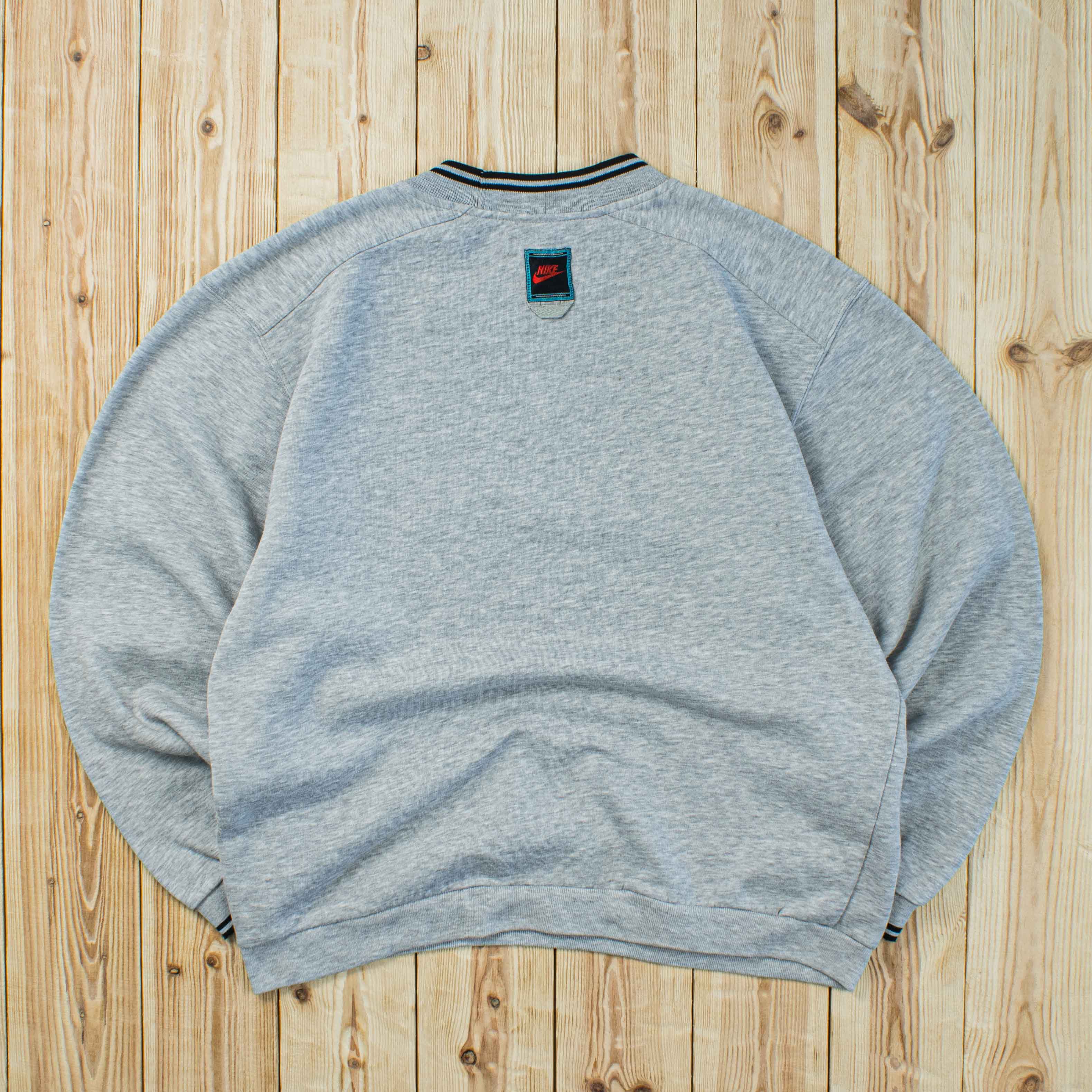 (L) Vintage Nike Inc Embroidered Sweatshirt