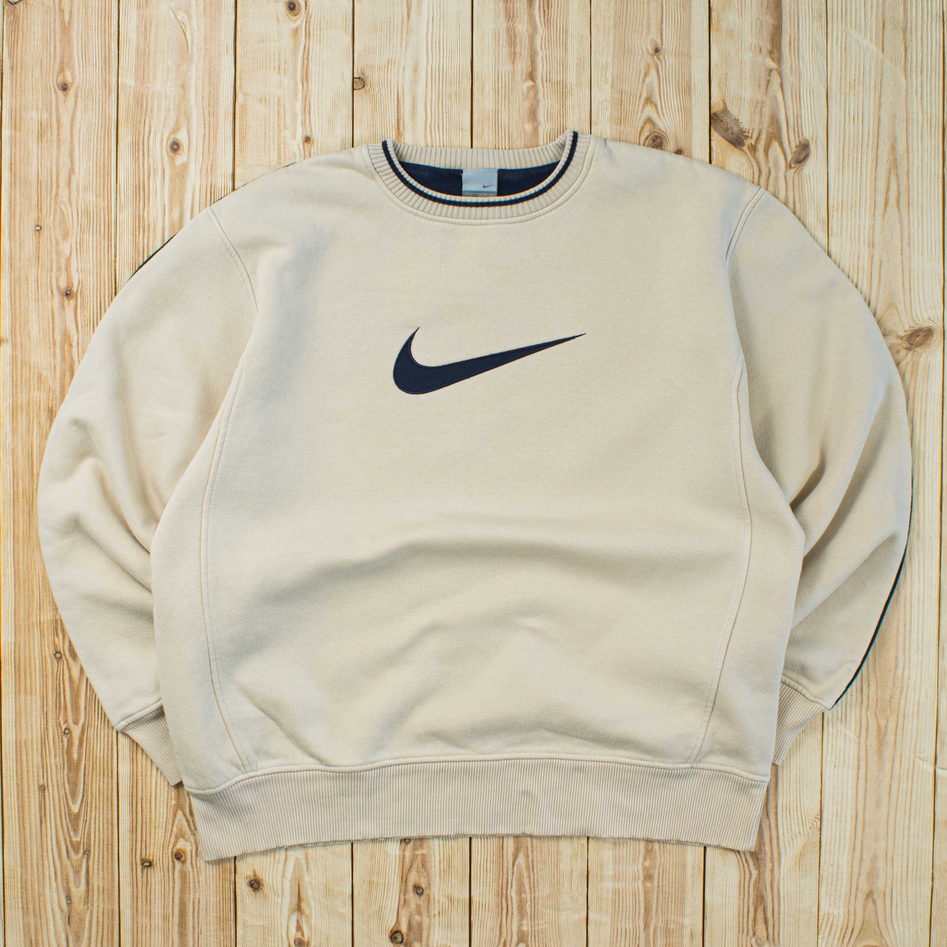 (L) Vintage Nike Swoosh Embroidered Sweatshirt