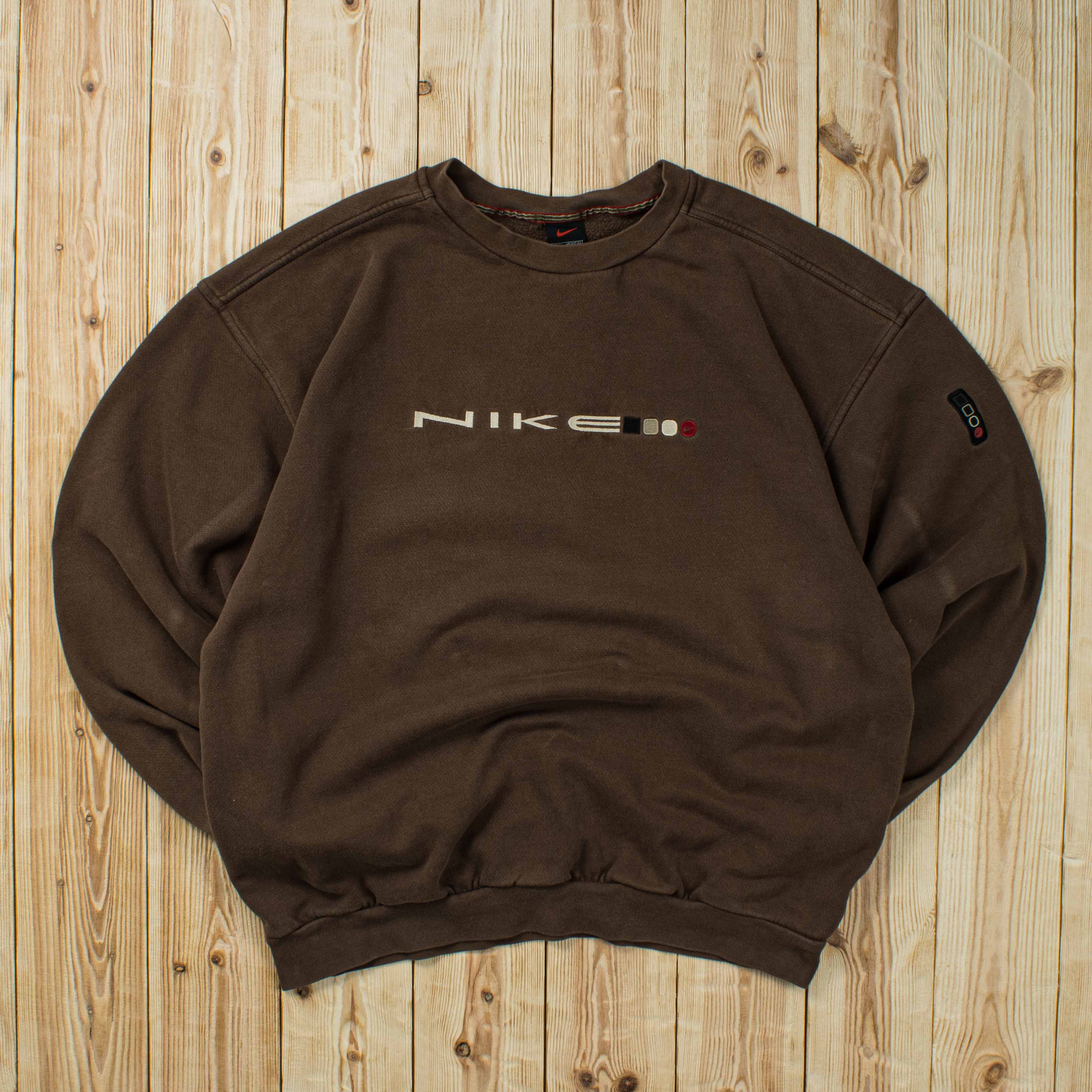 (L) Vintage Nike Embroidered Sweatshirt