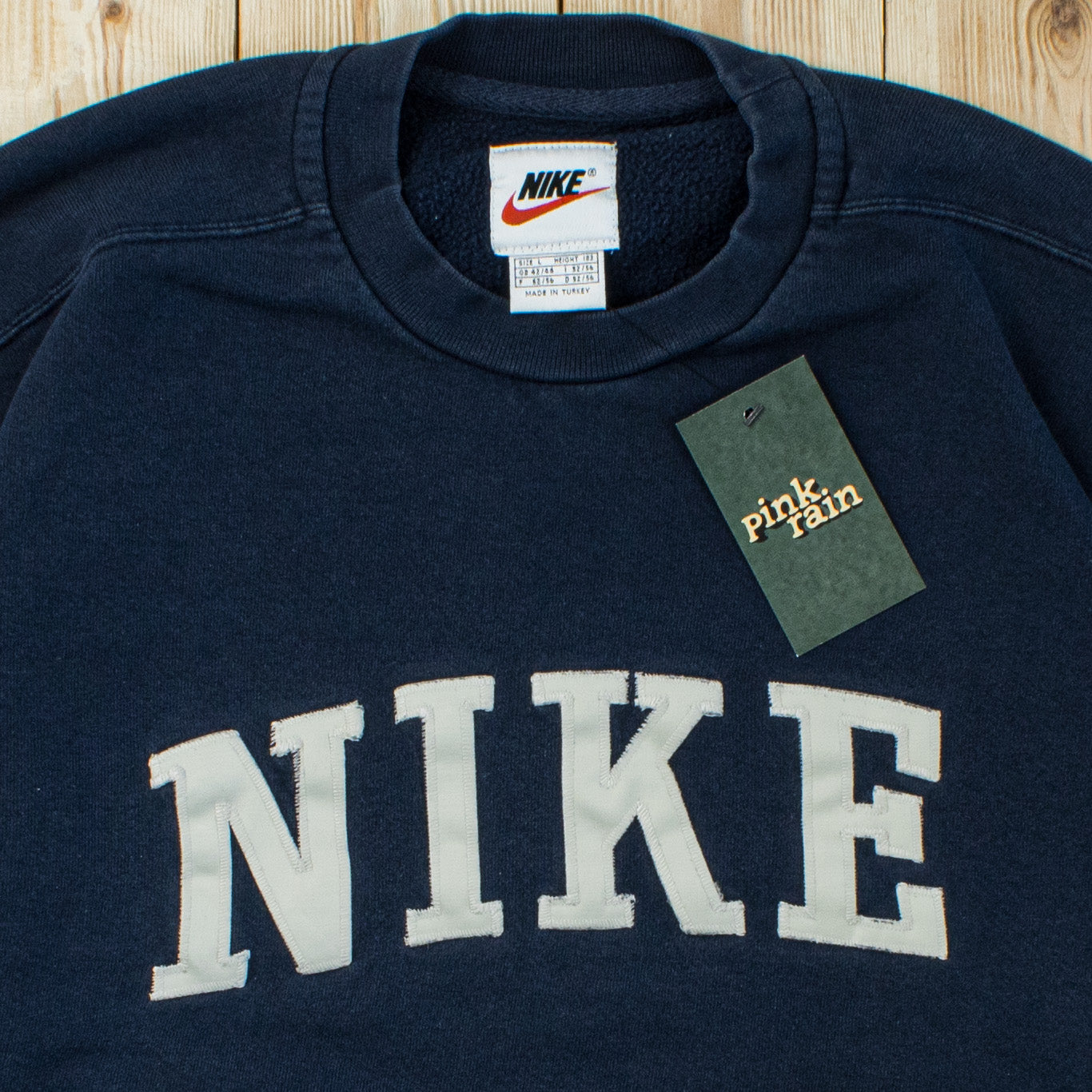 (M) Vintage Nike Spell Out Embroidered Sweatshirt