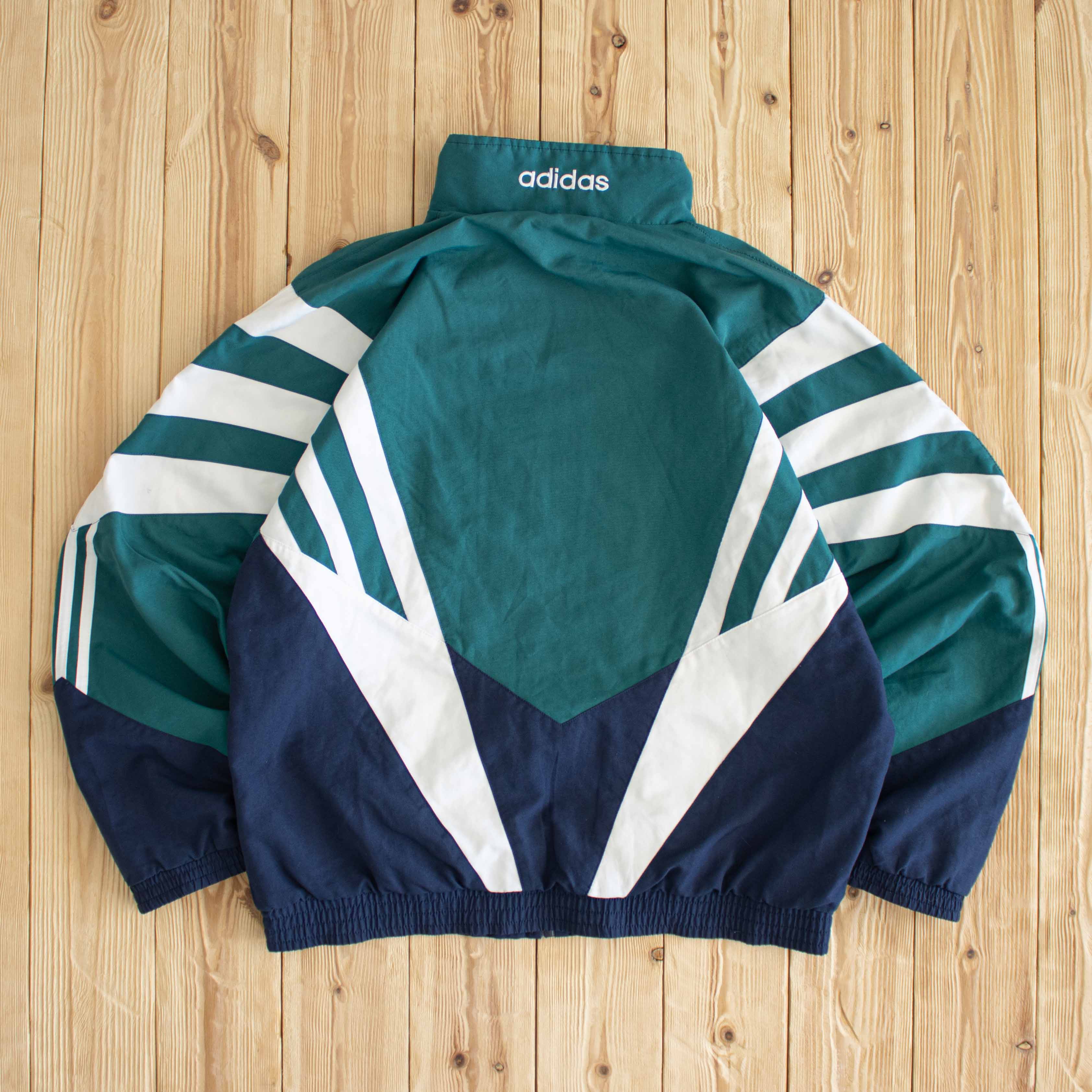 (M/L) Vintage Adidas Embroidered Jacket