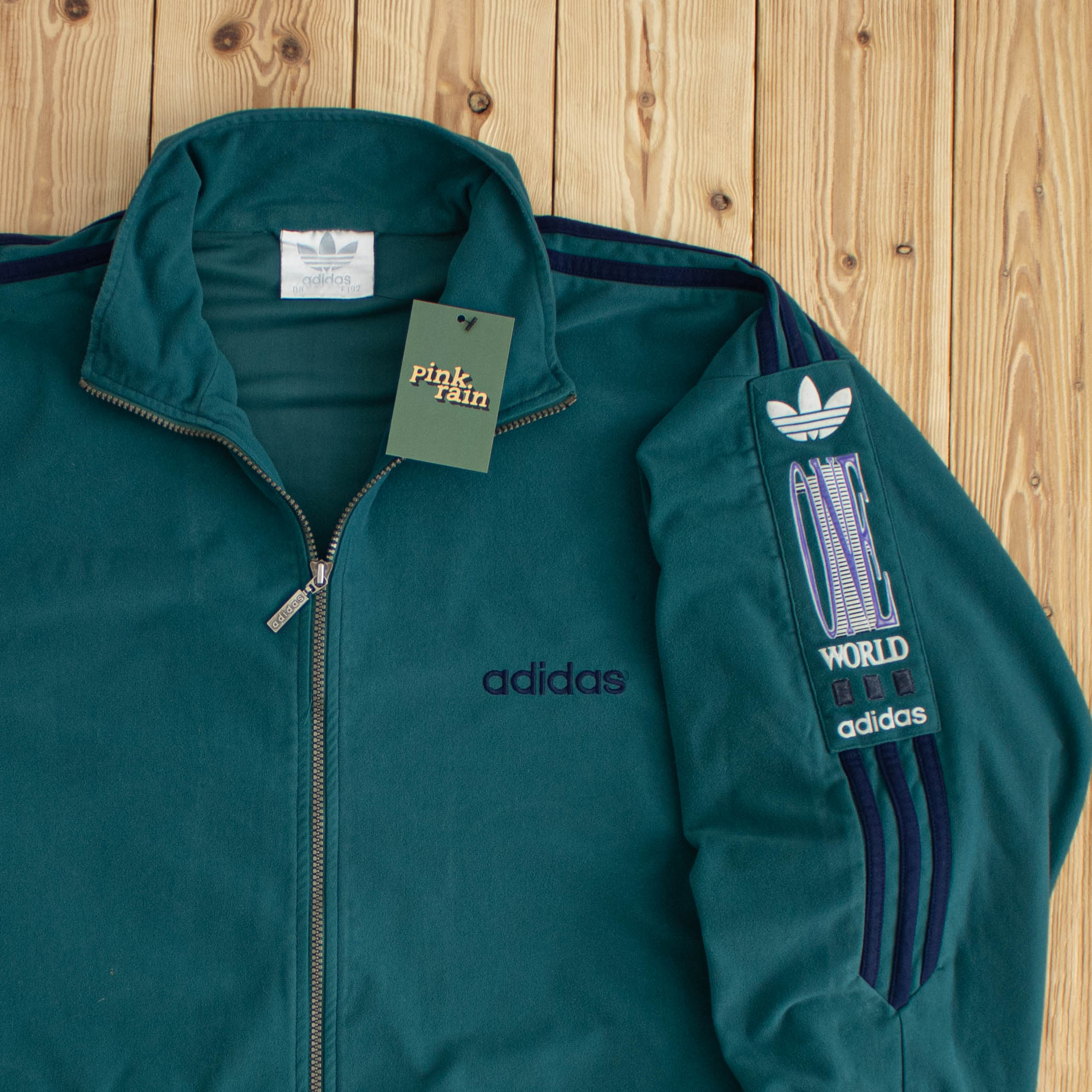(L) Vintage Adidas 'One World' Embroidered Full-Zip Sweatshirt