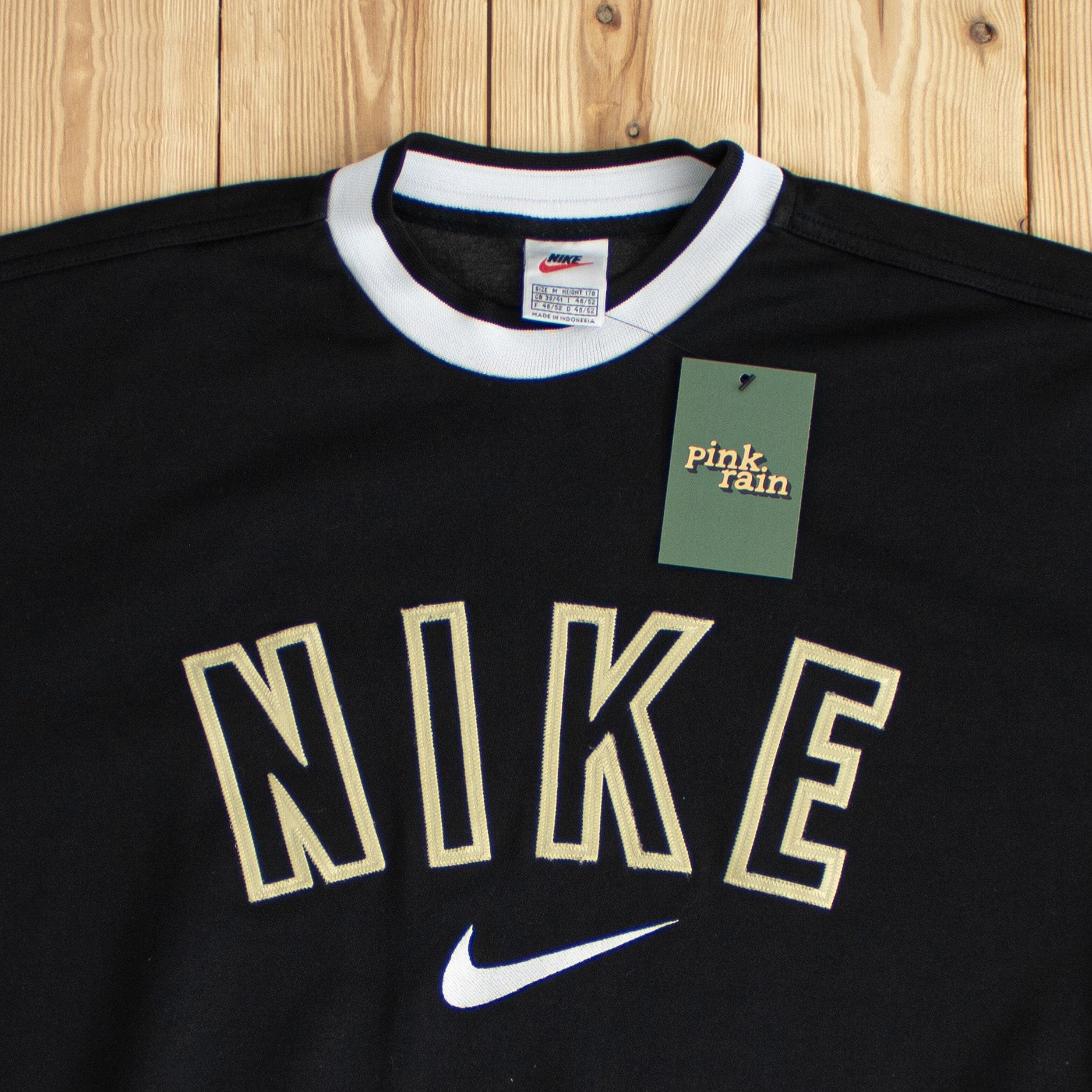 (M) Vintage Nike Spell Out Embroidered Sweatshirt