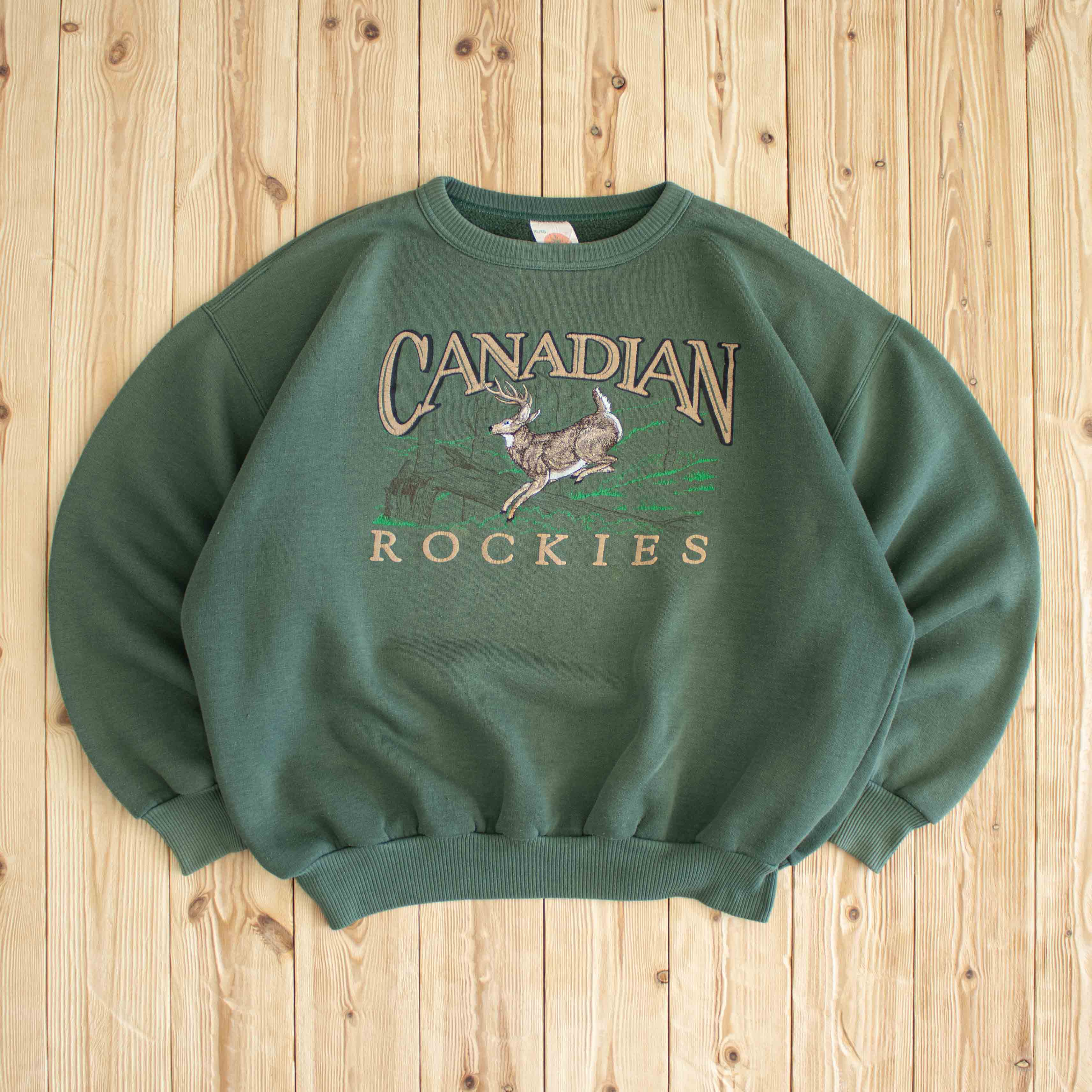 (L) Vintage Canadian Rockies Embroidered Sweatshirt